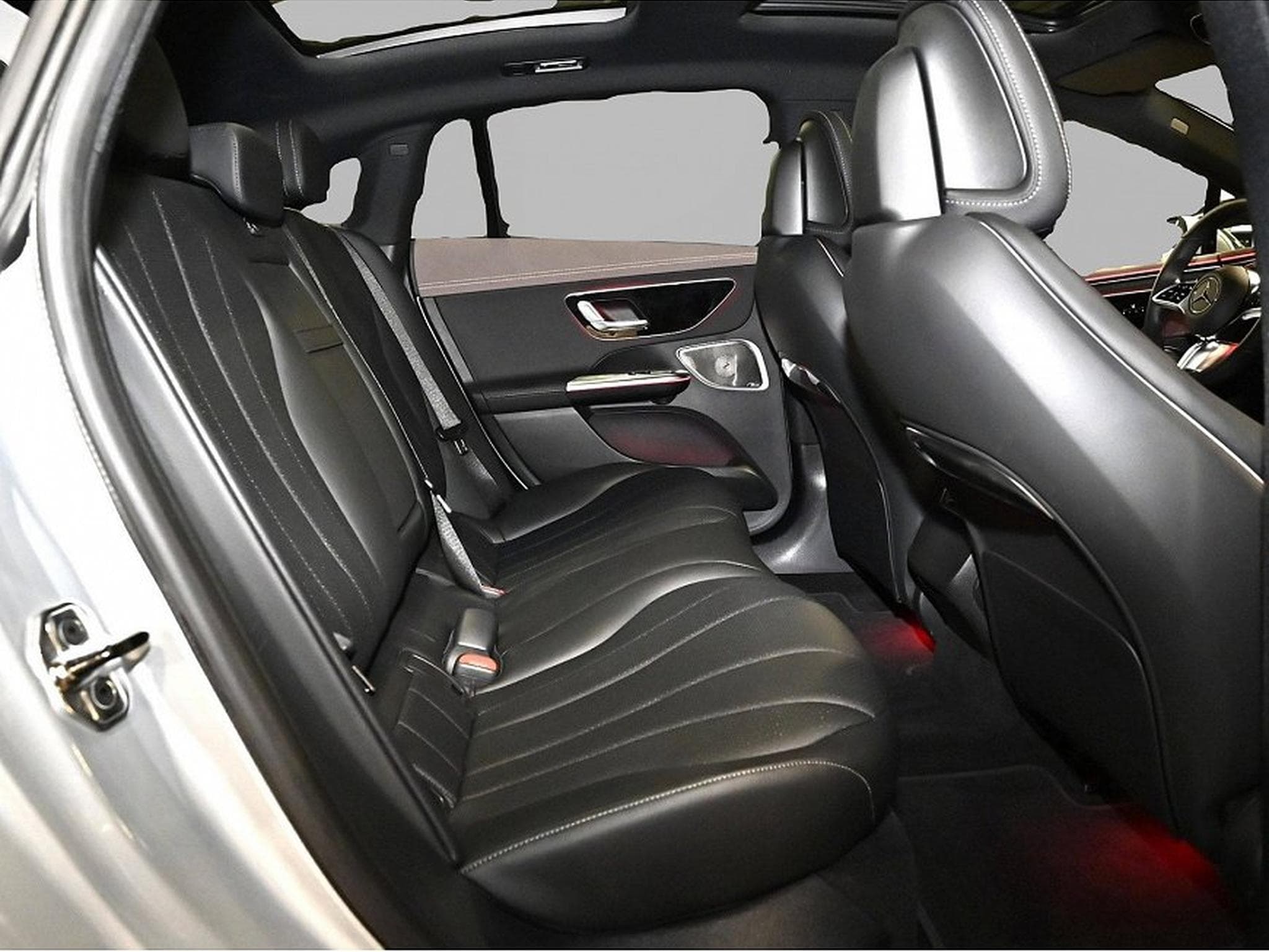 Mercedes EQ (2025) - Photo 4