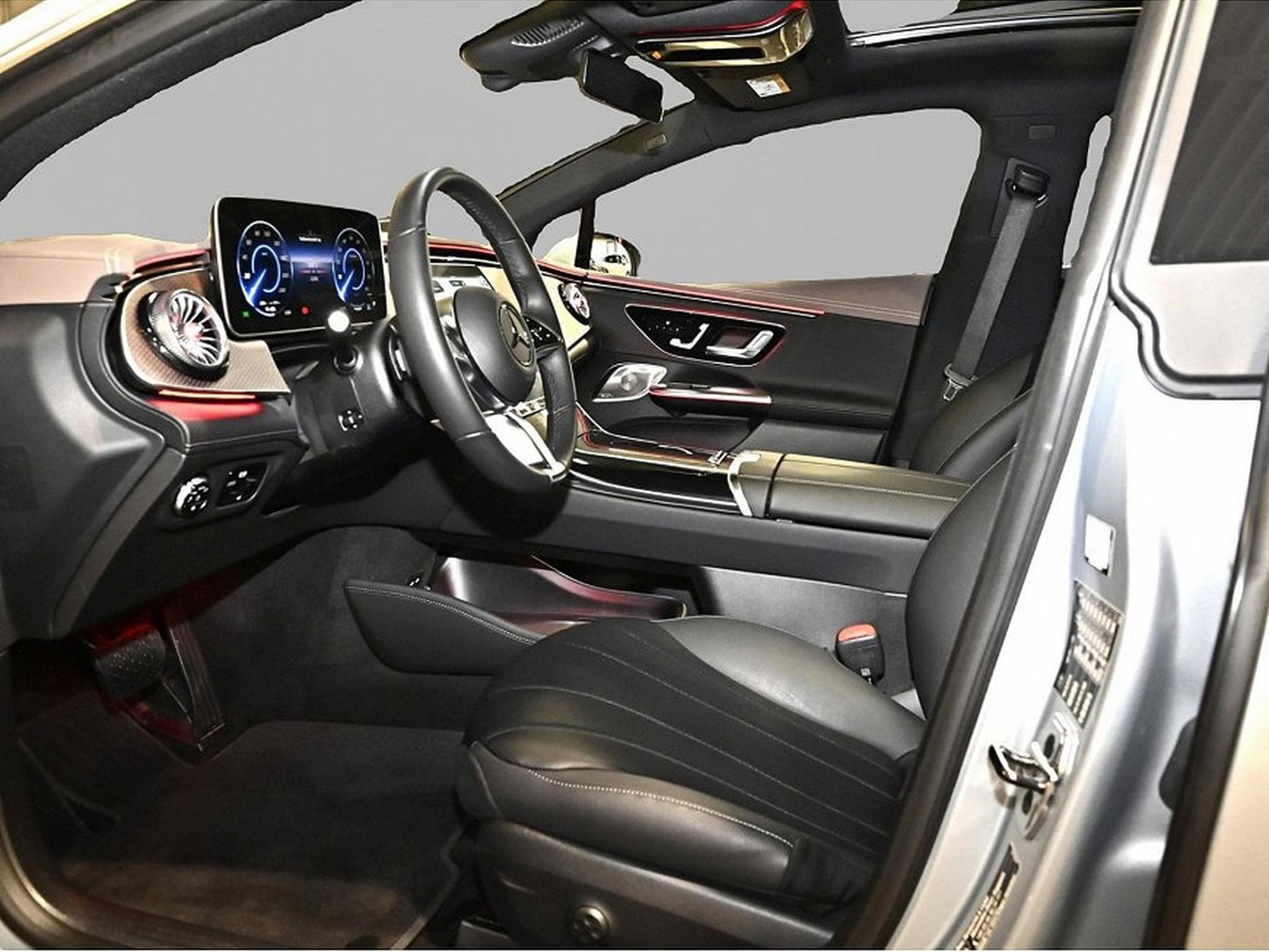 Mercedes EQ (2025) - Photo 6
