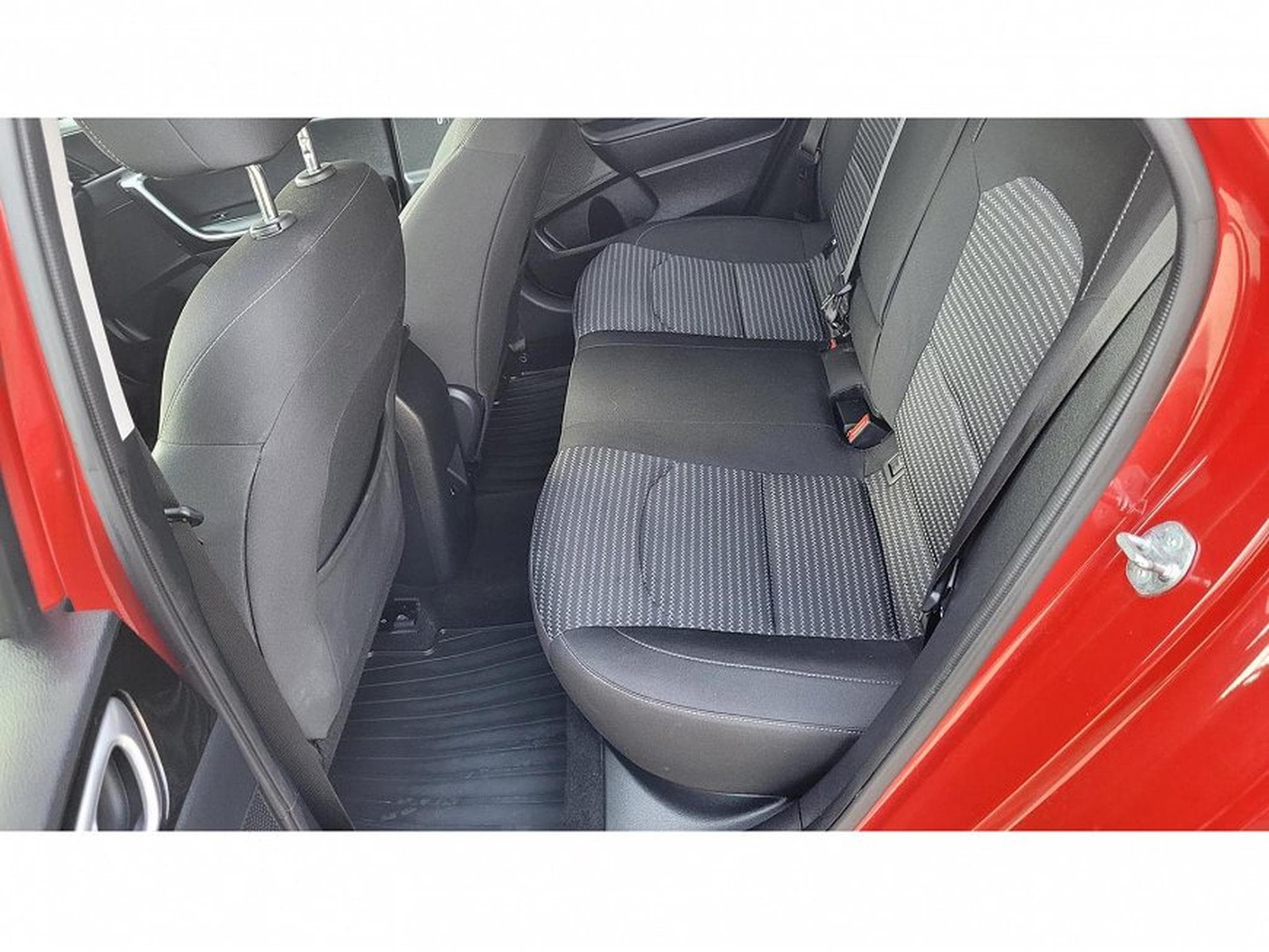 Kia Ceed (2018) - Foto 9