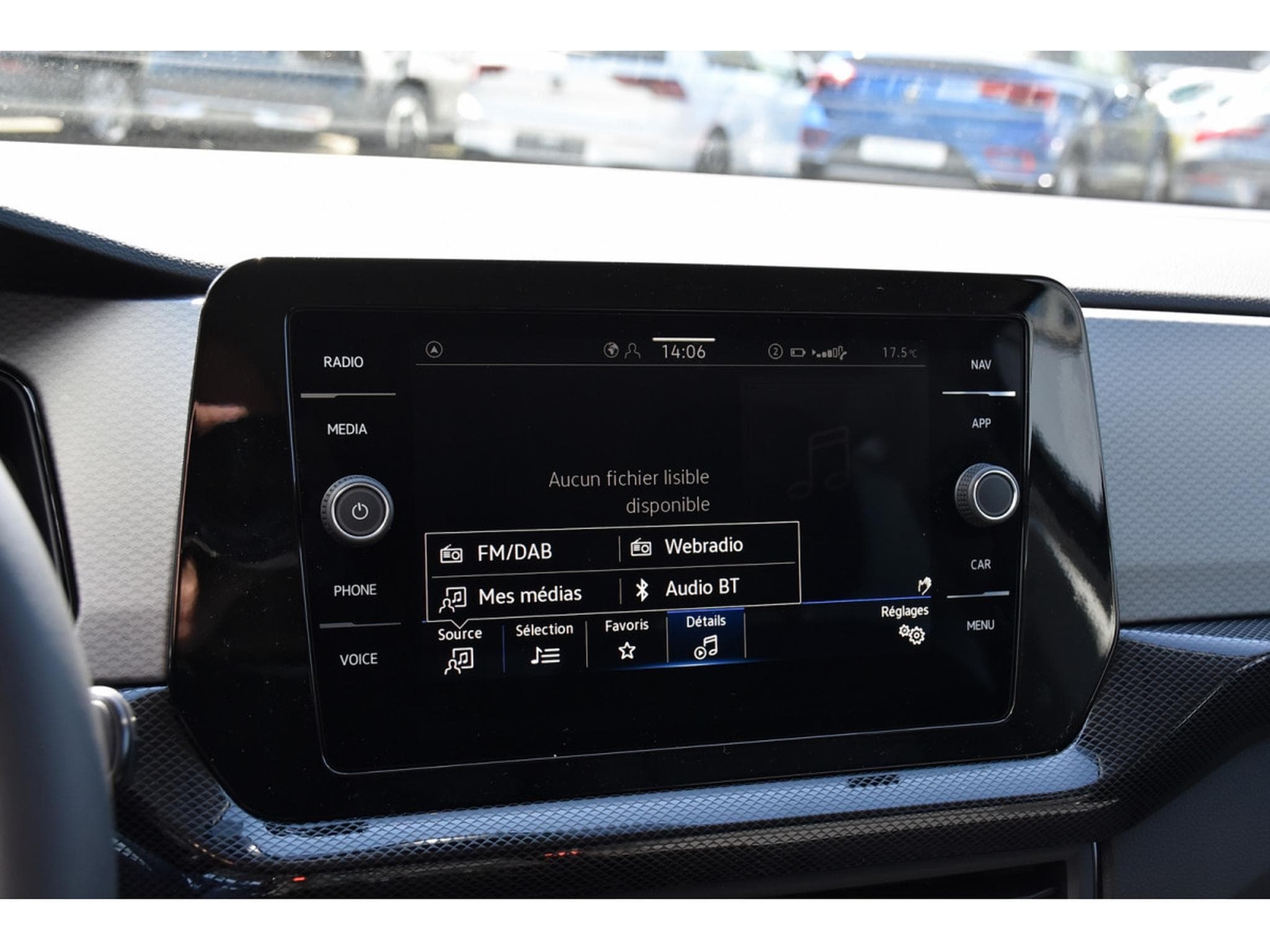 VW T-Cross 1.0 TSI Life DSG SG CHFF ACC TRAVEL SIDE CAM NEUF (2026) - Foto 10