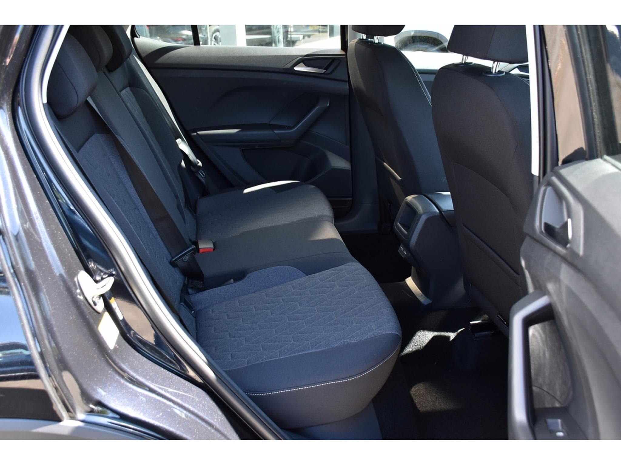 VW T-Cross 1.0 TSI Life DSG SG CHFF ACC TRAVEL SIDE CAM NEUF (2026) - Foto 8