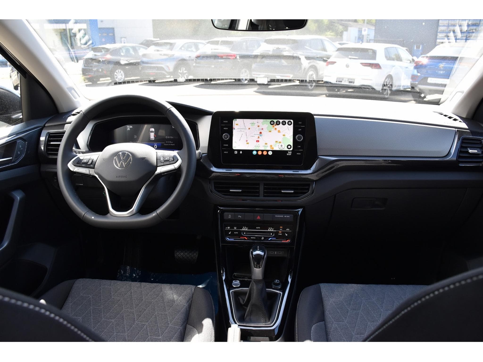 VW T-Cross 1.0 TSI Life DSG SG CHFF ACC TRAVEL SIDE CAM NEUF (2026) - Foto 9