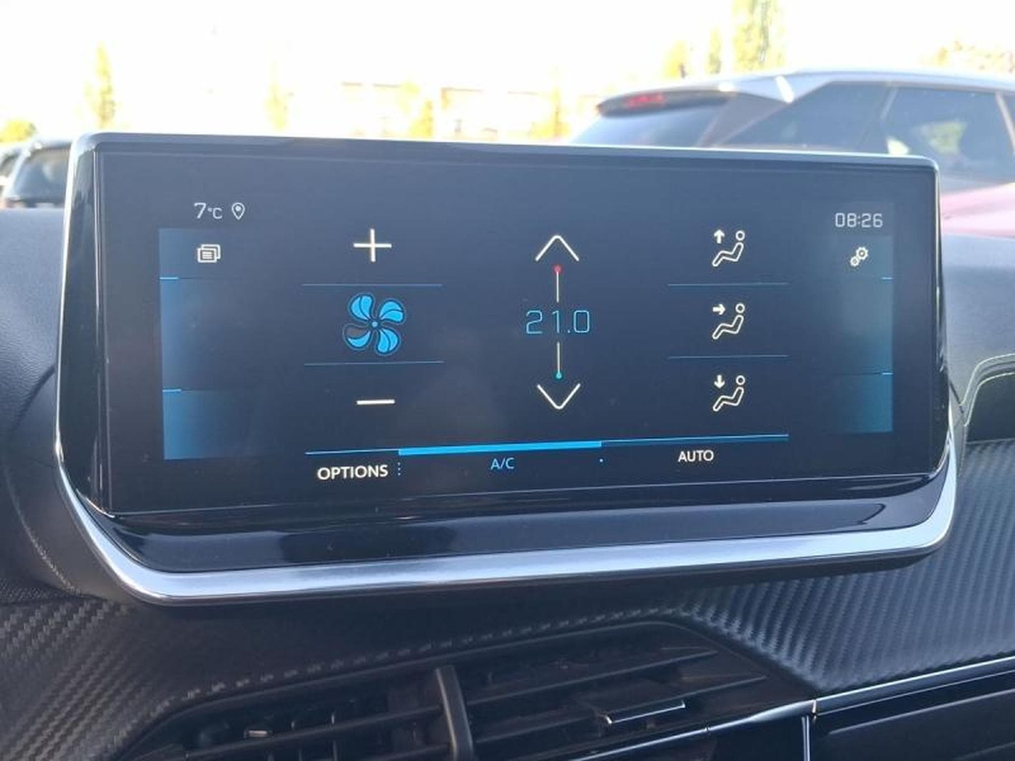 PEUGEOT 2008 1.2 PureTech 130ch S&S GT Pack EAT8 (2021) - Foto 12