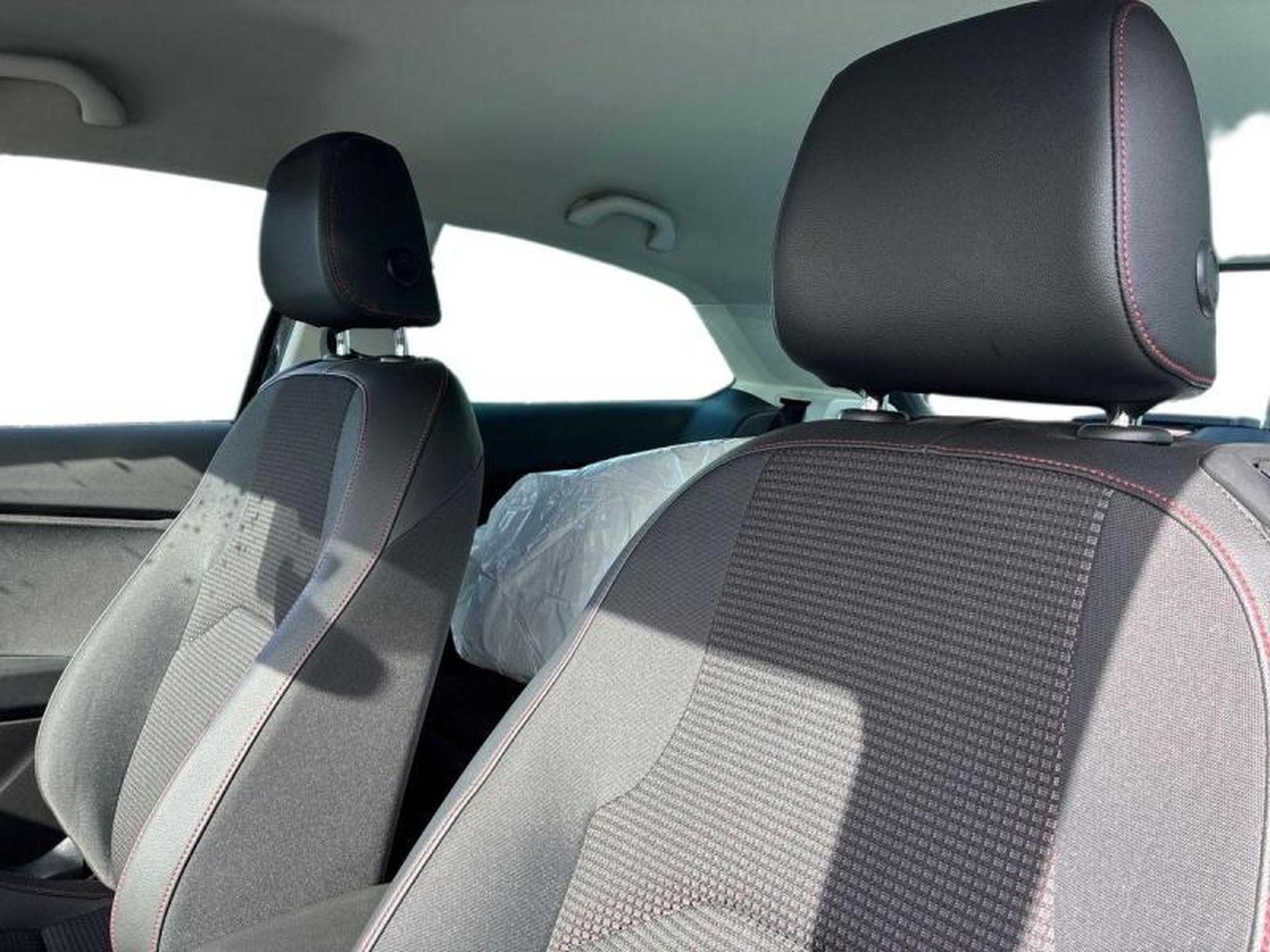 SEAT Leon 1.8 TSI 180ch FR Start&Stop DSG (2018) - Photo 4