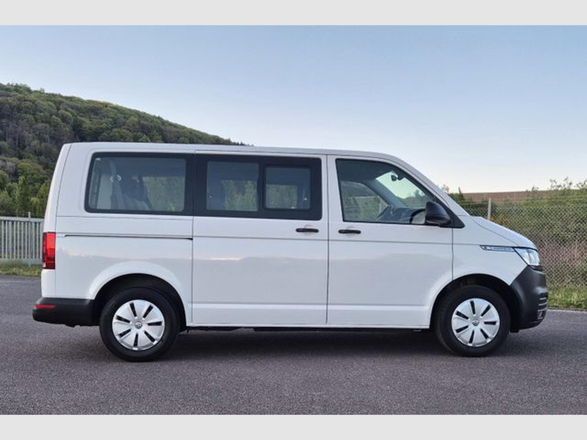 VW T6.1 Caravelle Trendline, DSG, 150 PS (2022) - Photo 7