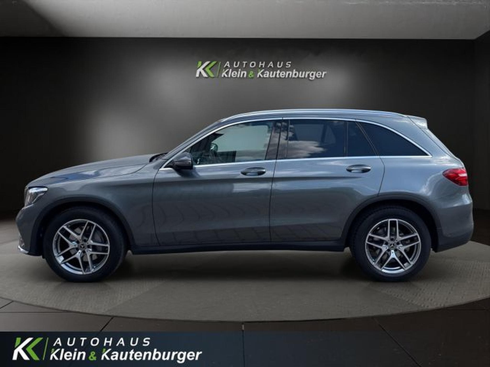 Mercedes GLC 250 GLC 250 AMG Line 4Matic +PANO+AHK+KAMERA+LED (2018) - Photo 8