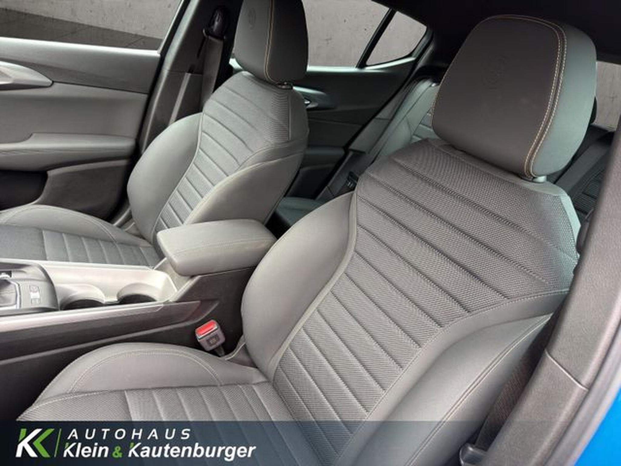 Alfa-Romeo Tonale Tonale 1.3 Plug-In-Hybrid Ti +LED+KAMERA+CARPLAY (2023) - Photo 14