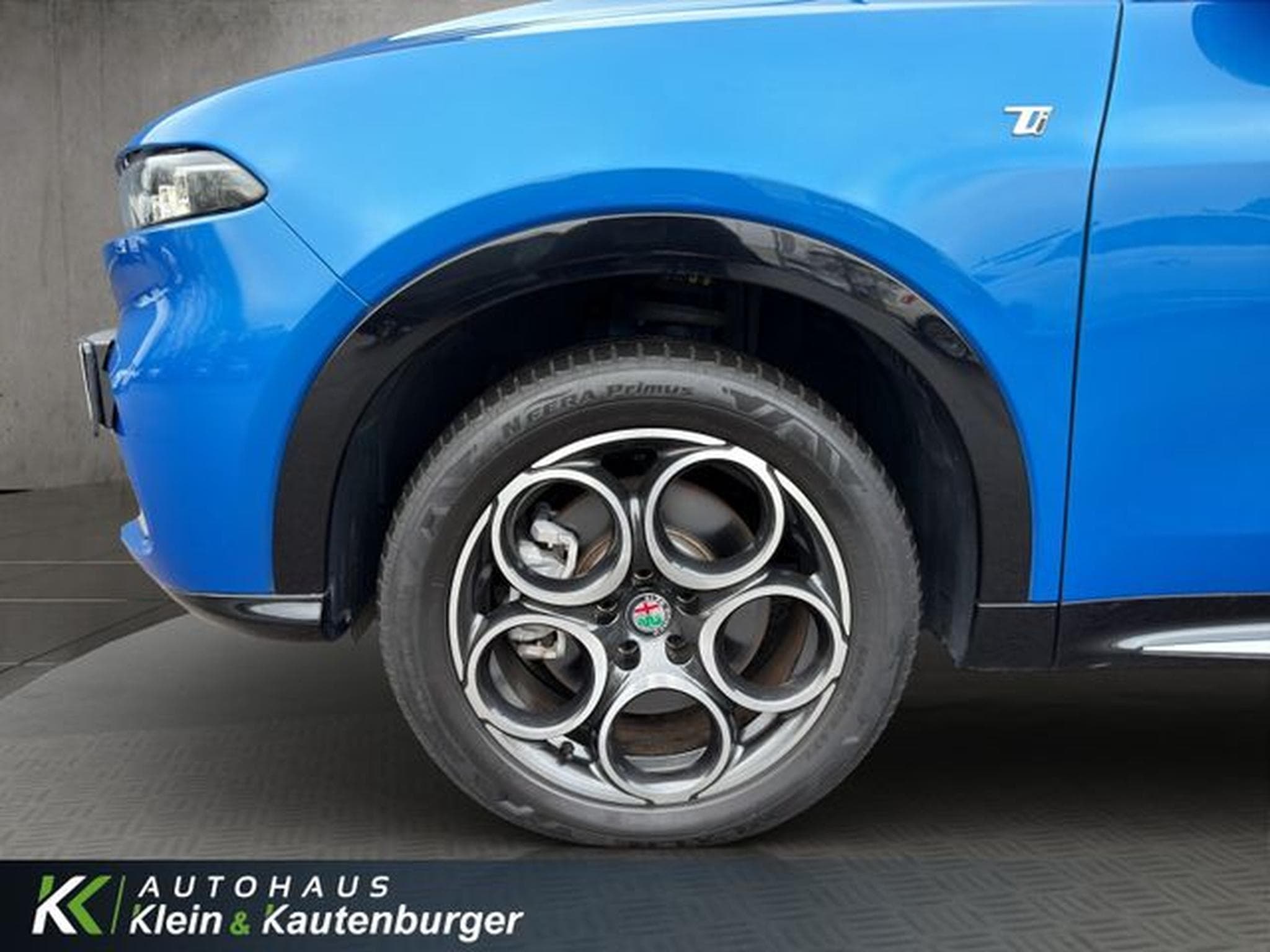 Alfa-Romeo Tonale Tonale 1.3 Plug-In-Hybrid Ti +LED+KAMERA+CARPLAY (2023) - Photo 9