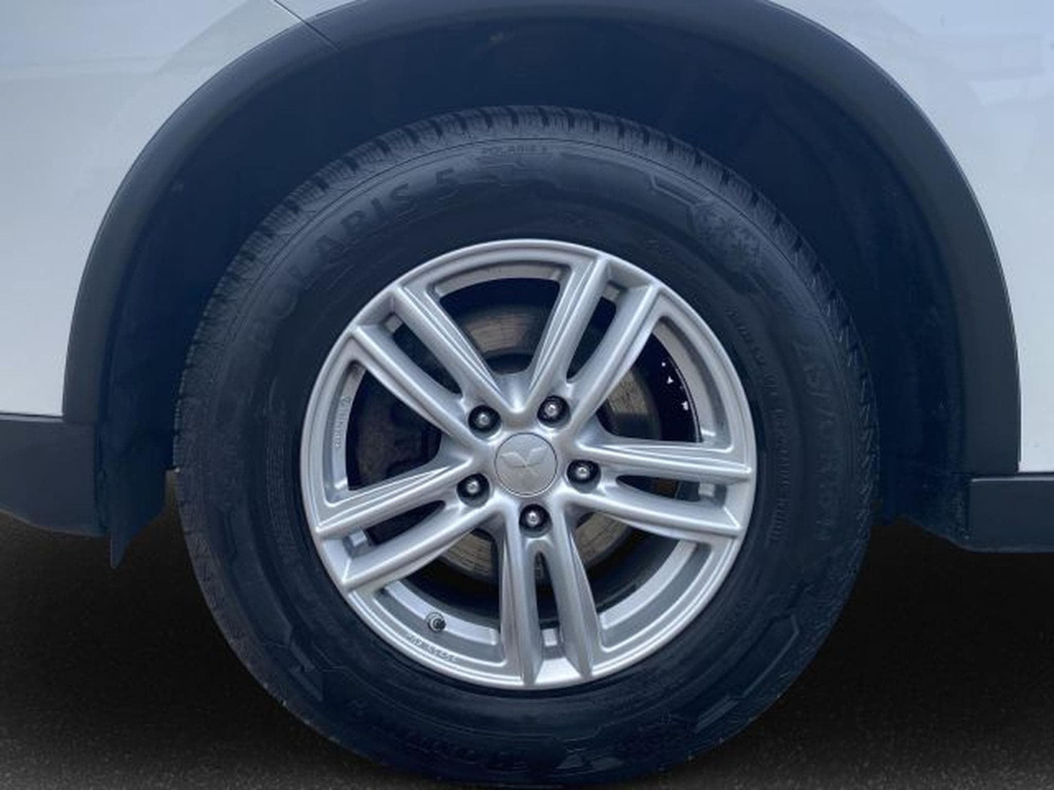 Mitsubishi Outlander Outlander 2.2 DI-D 4WD NAVI XENON GSHD 7-Sitzer (2015) - Photo 9