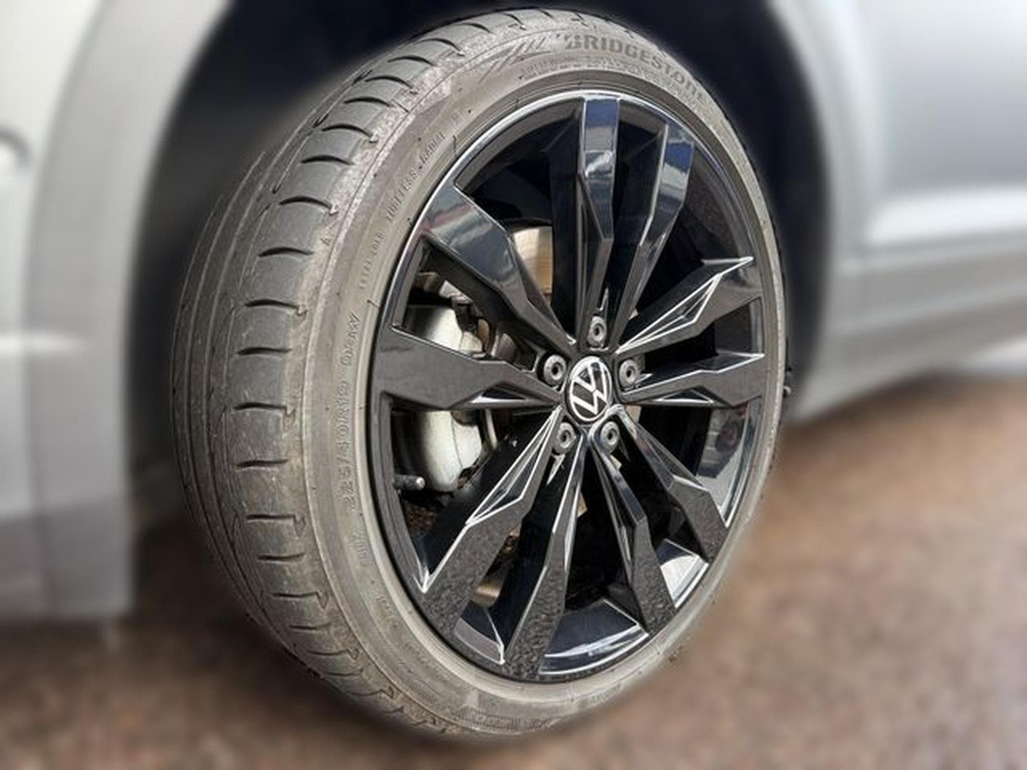 VW T-Roc T-Roc Edition Grey (2023) - Photo 7