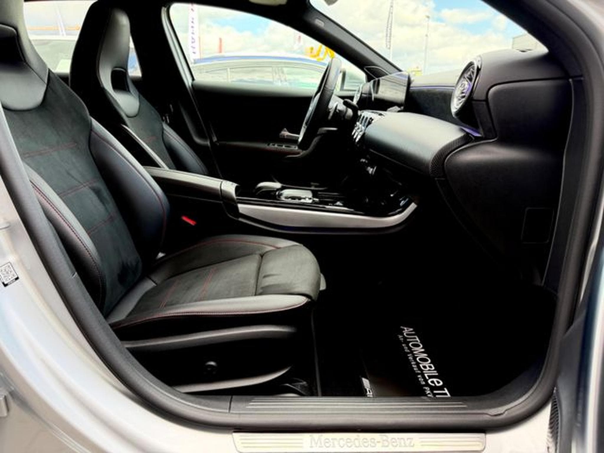 Mercedes A 220 A 220 4Matic Amg Line /NAVI/LED/CAM/BURM/1.HAND/ (2019) - Photo 13