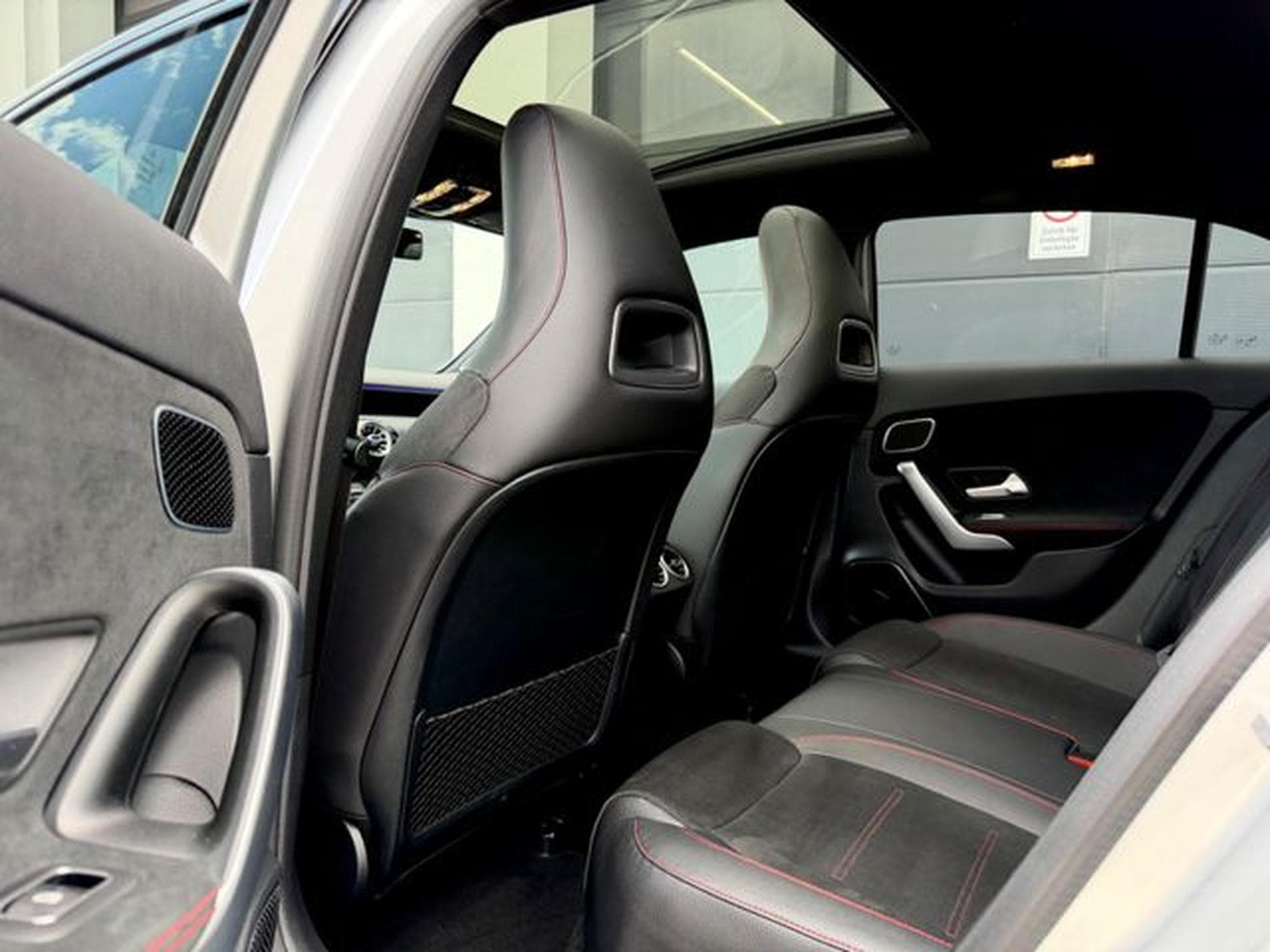 Mercedes A 220 A 220 4Matic Amg Line /NAVI/LED/CAM/BURM/1.HAND/ (2019) - Photo 14