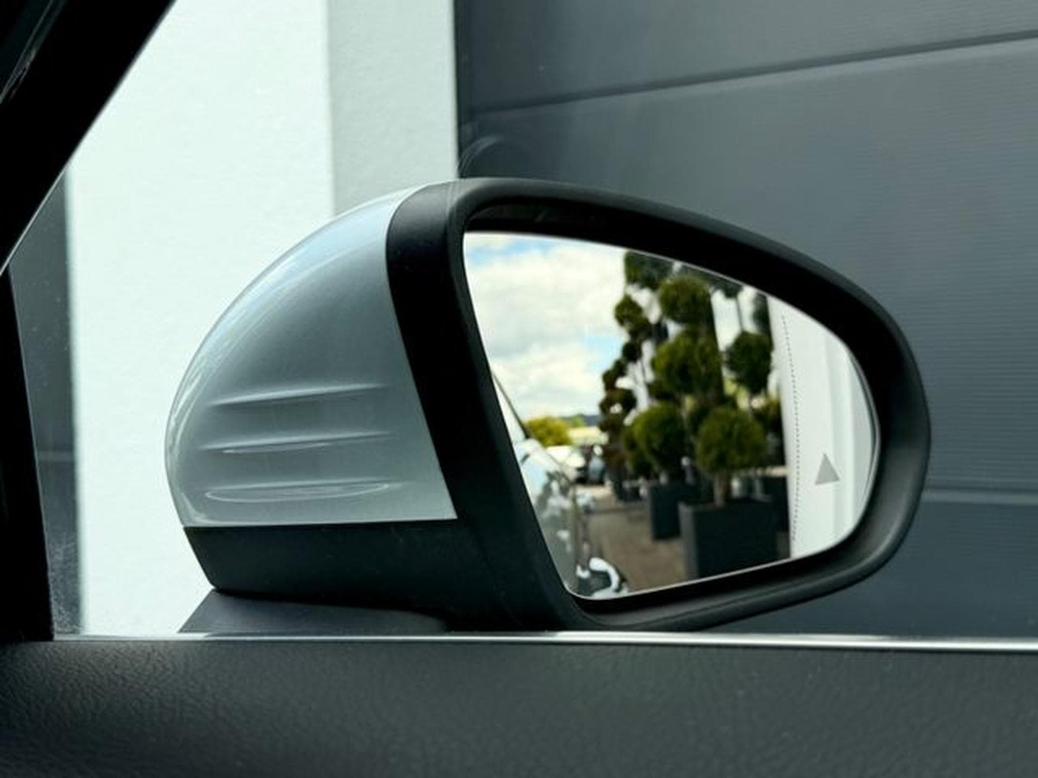 Mercedes A 220 A 220 4Matic Amg Line /NAVI/LED/CAM/BURM/1.HAND/ (2019) - Photo 16