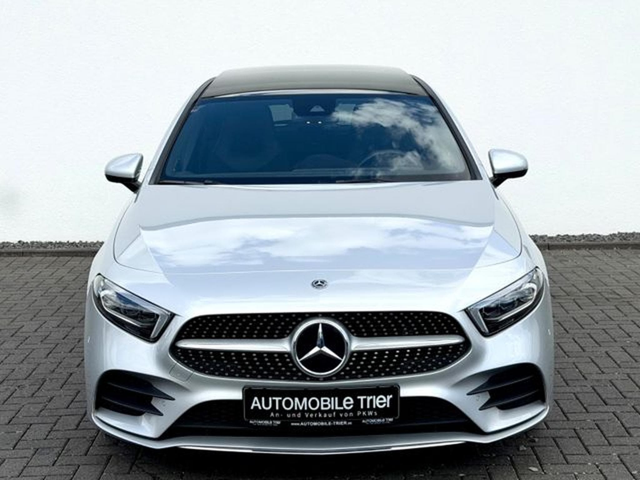 Mercedes A 220 A 220 4Matic Amg Line /NAVI/LED/CAM/BURM/1.HAND/ (2019) - Photo 2