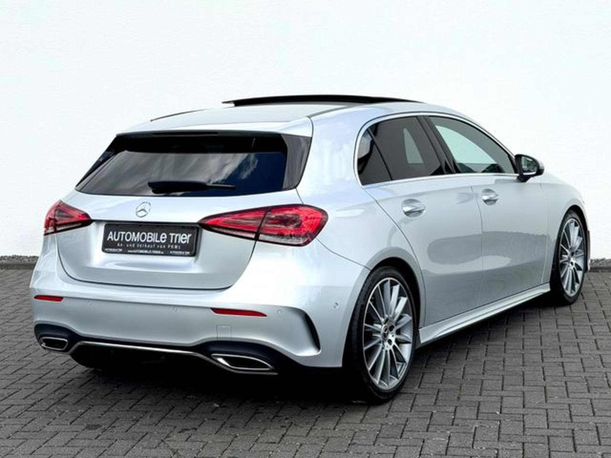 Mercedes A 220 A 220 4Matic Amg Line /NAVI/LED/CAM/BURM/1.HAND/ (2019) - Photo 5