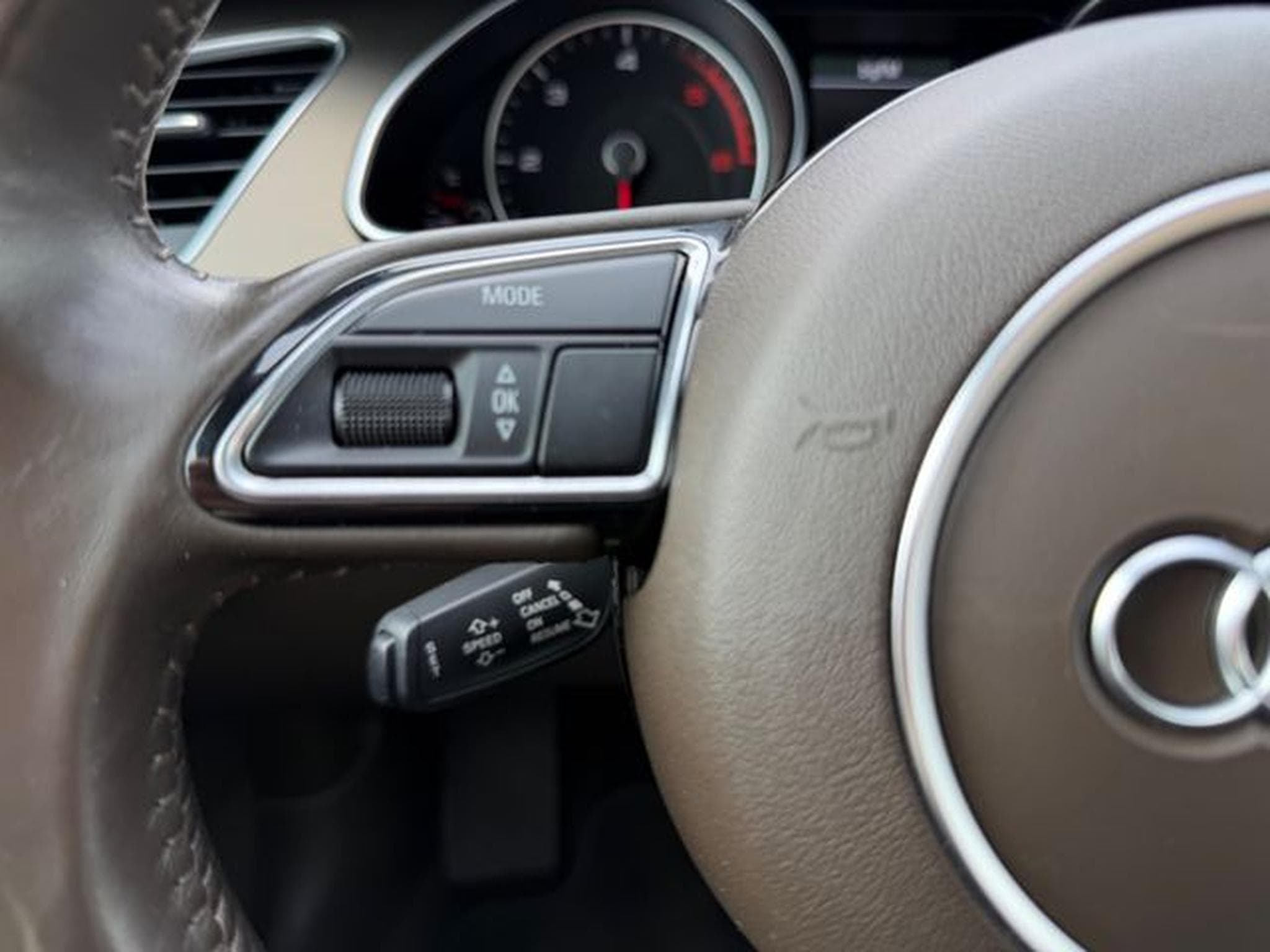 Audi A5 A5 Kabrio 2.0 TDI S line /NAVI/LED/PDC/GARANTIE/ (2014) - Photo 14