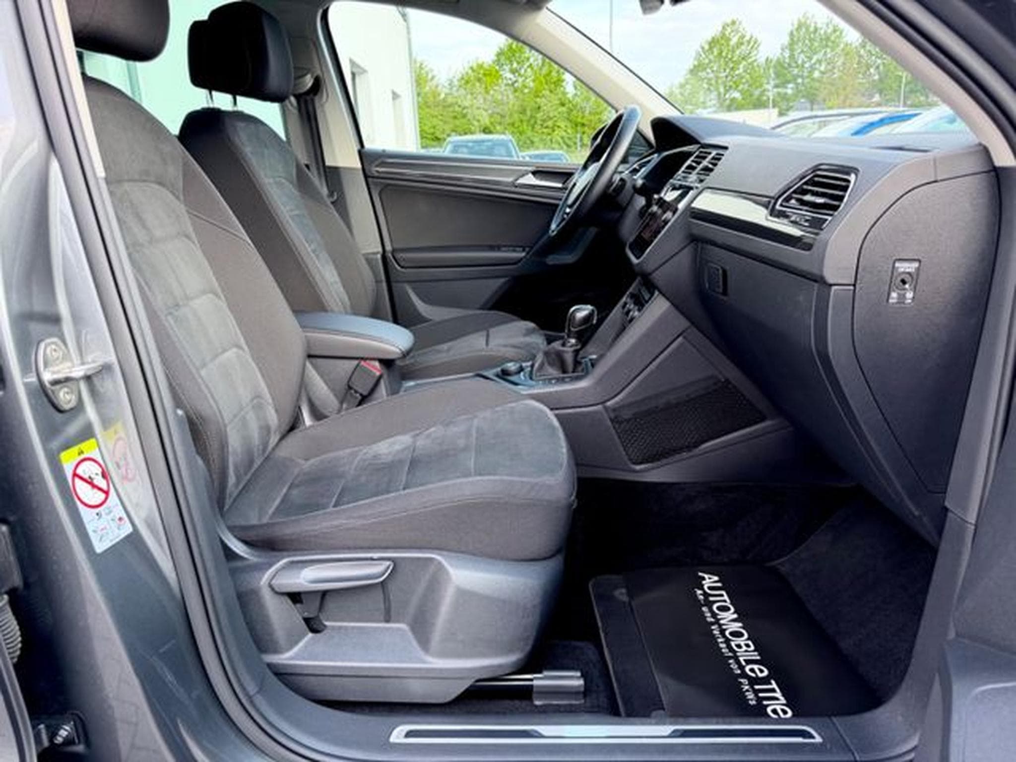 VW Tiguan Tiguan R line 2.0 TDI DSG 4Motion /NAVI/LED (2019) - Photo 13