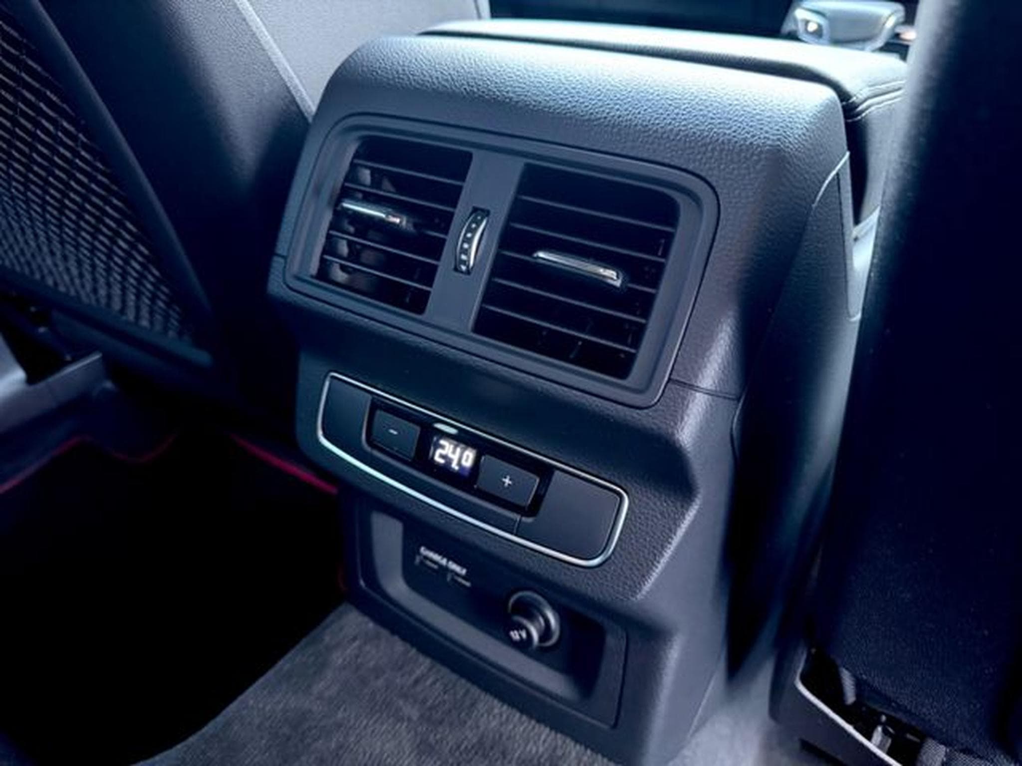 Audi Q5 Q5 45 TFSI quattro S line Sport Plus Paket (2021) - Photo 24