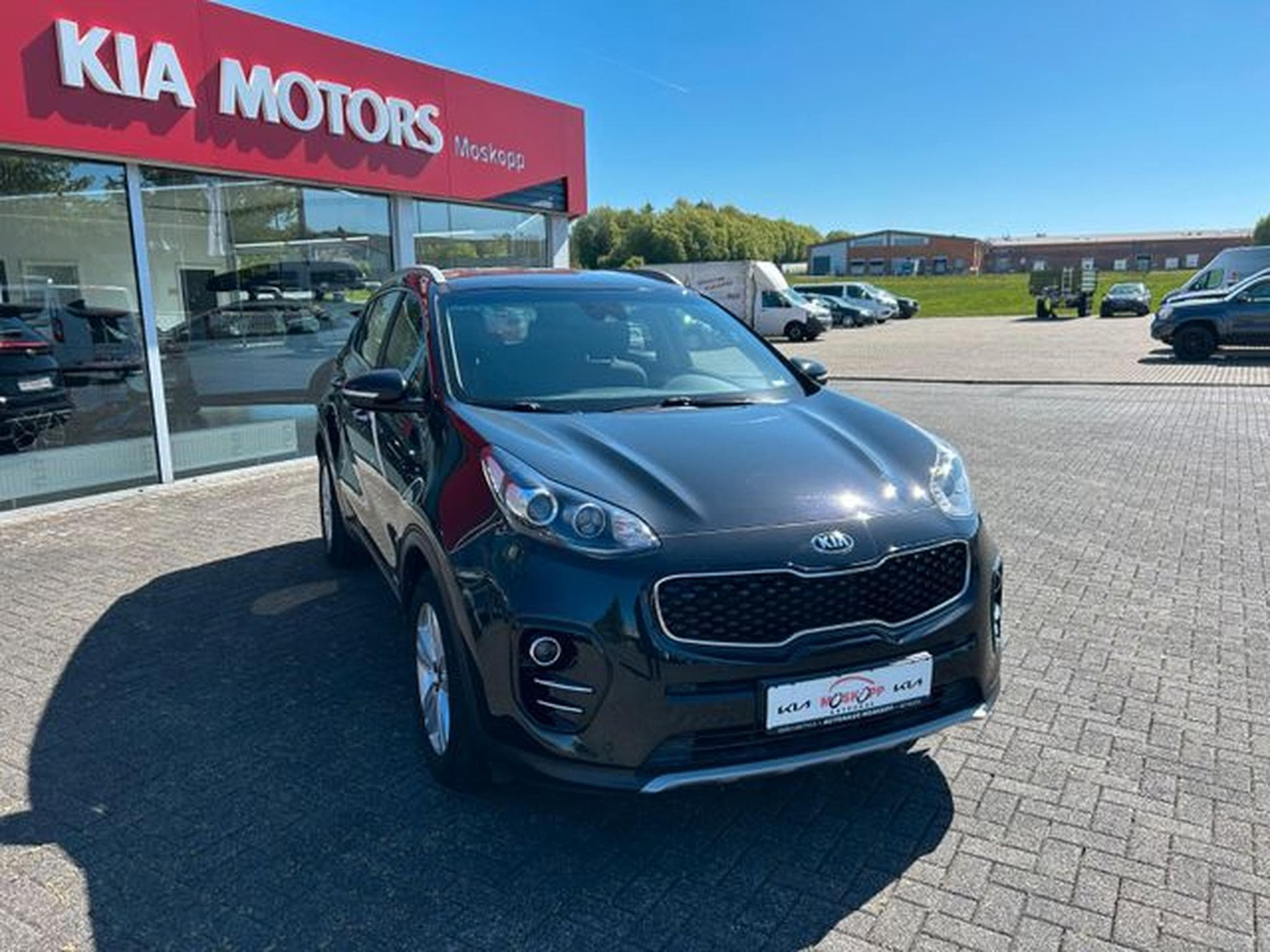 Kia Sportage Sportage 1,6T-GDI DCT Vision 4WD Navi AHK 1.Hand (2017) - Photo 1