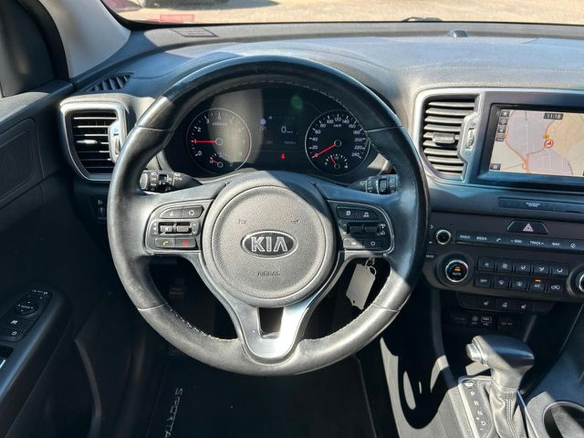 Kia Sportage Sportage 1,6T-GDI DCT Vision 4WD Navi AHK 1.Hand (2017) - Photo 14