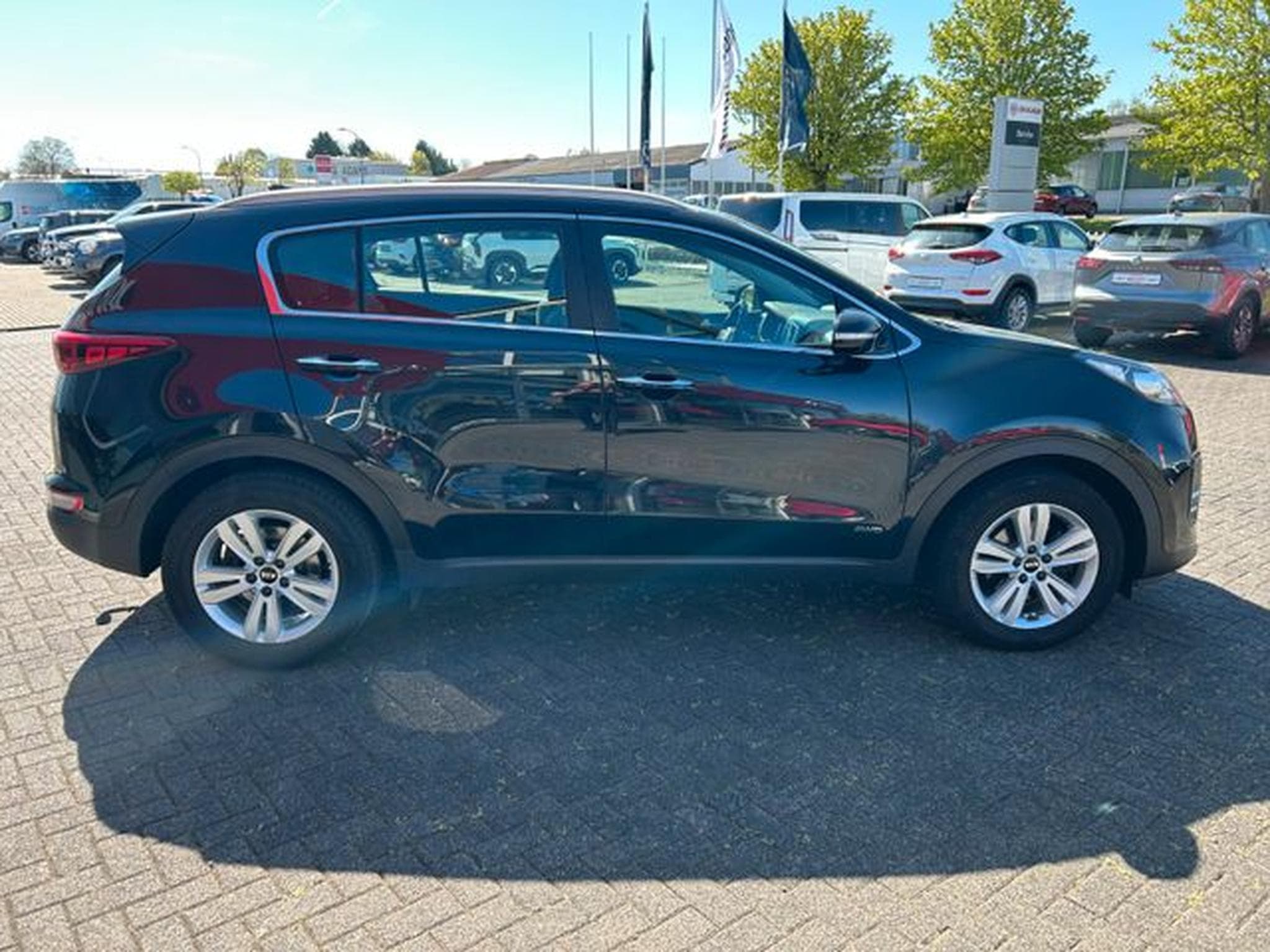 Kia Sportage Sportage 1,6T-GDI DCT Vision 4WD Navi AHK 1.Hand (2017) - Photo 9