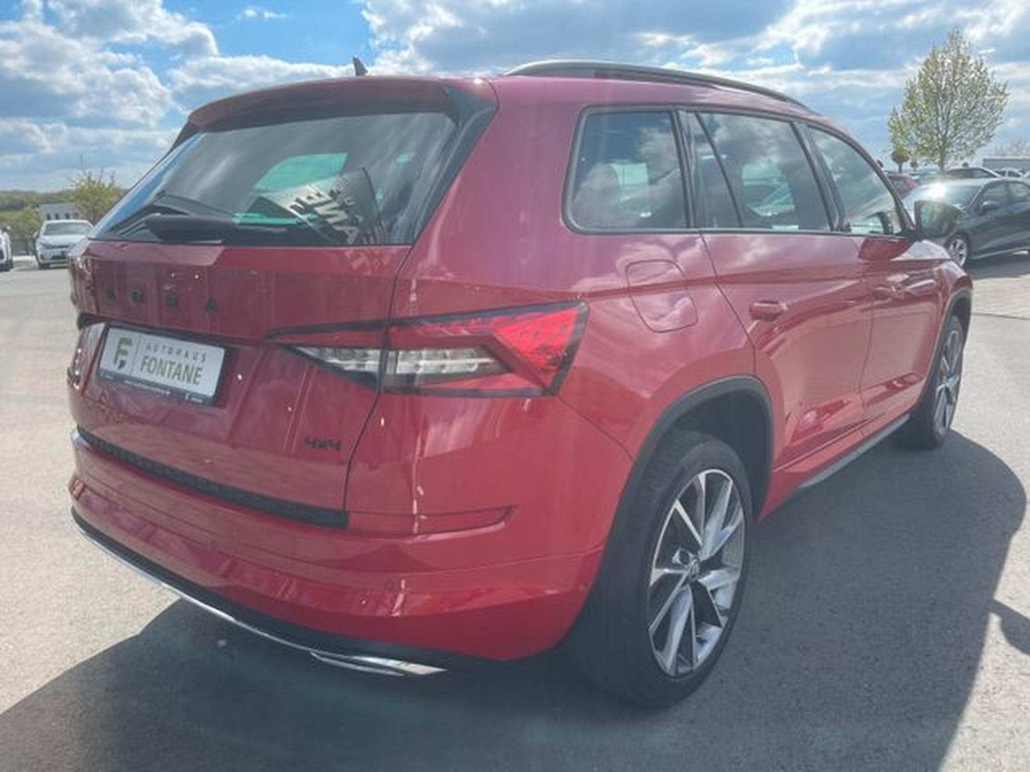Skoda Kodiaq Kodiaq 2,0TDi Sportline 4x4 20" Pano 360° Memory (2020) - Photo 6