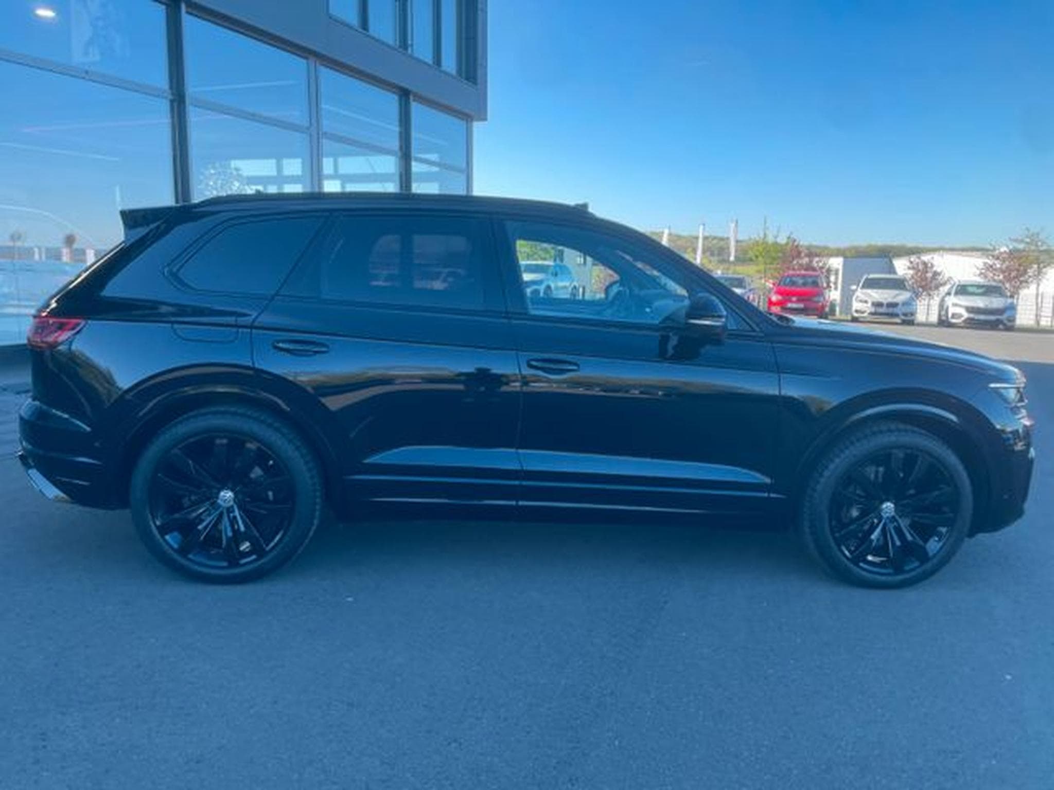 VW Touareg Touareg  3,0TDi R-Line STandhz Pano Luft AHK IQ (2020) - Photo 6