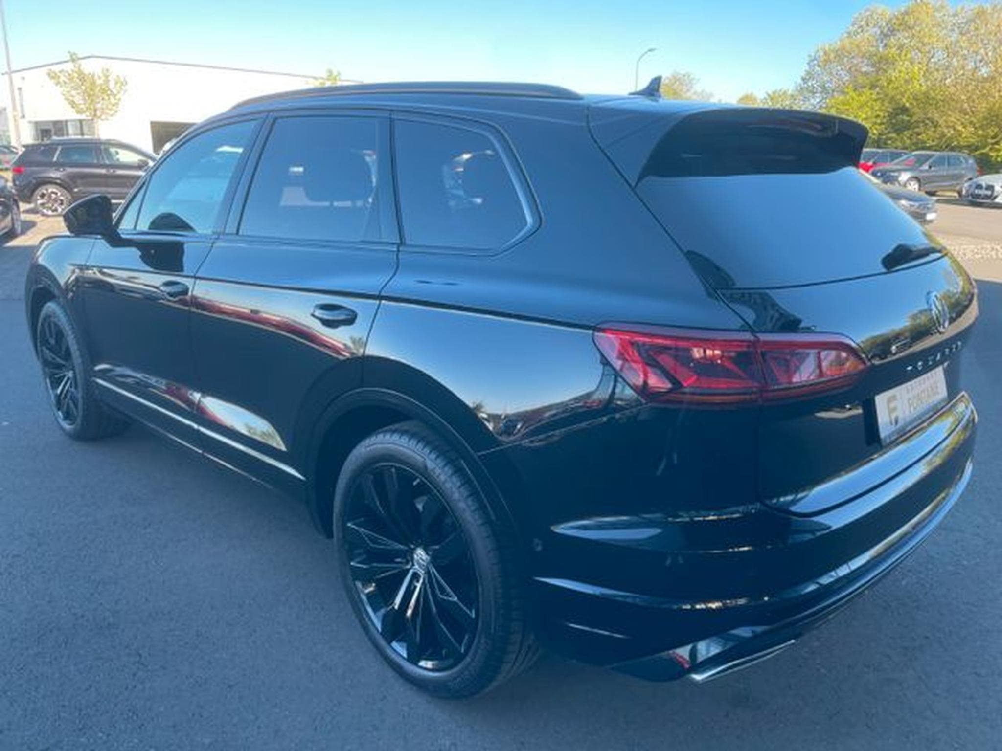 VW Touareg Touareg  3,0TDi R-Line STandhz Pano Luft AHK IQ (2020) - Photo 9