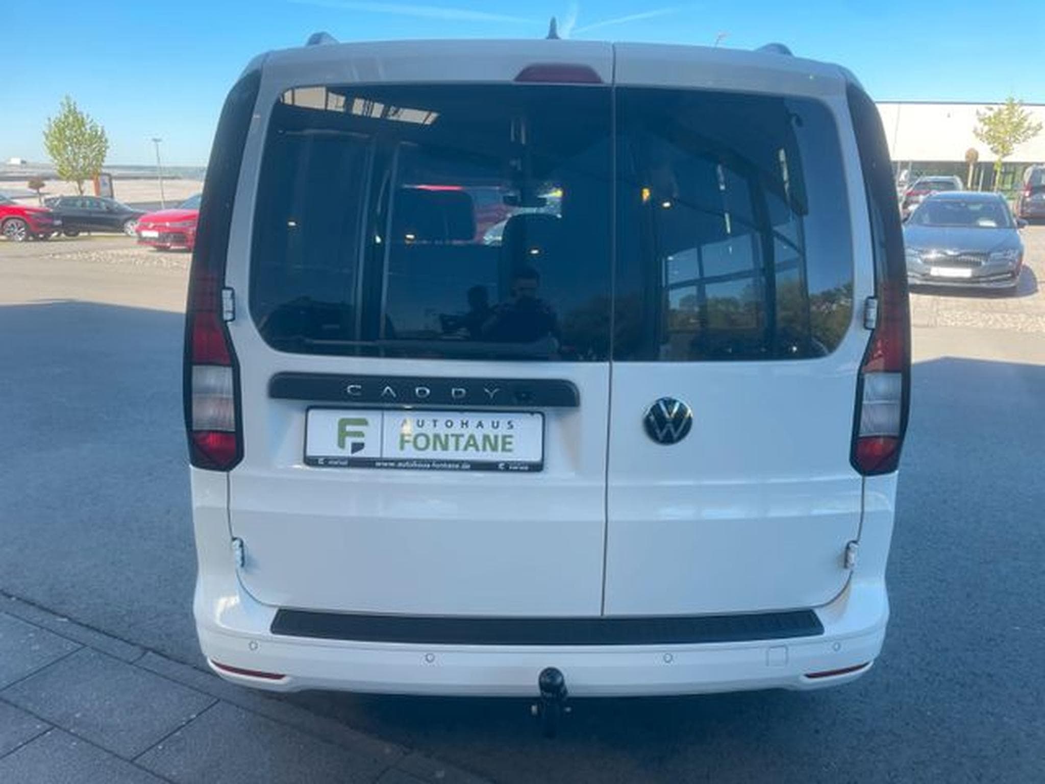 VW Caddy Caddy 1,5TSi 6-Gang Life Flügel AHK Carplay Kam (2025) - Photo 6
