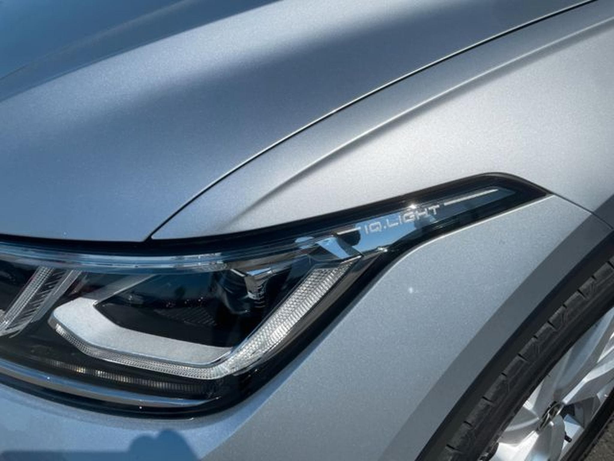 VW Tiguan Tiguan 1,4TSi Elegance eHybrid PlugIn AHK Key Ka (2022) - Photo 2