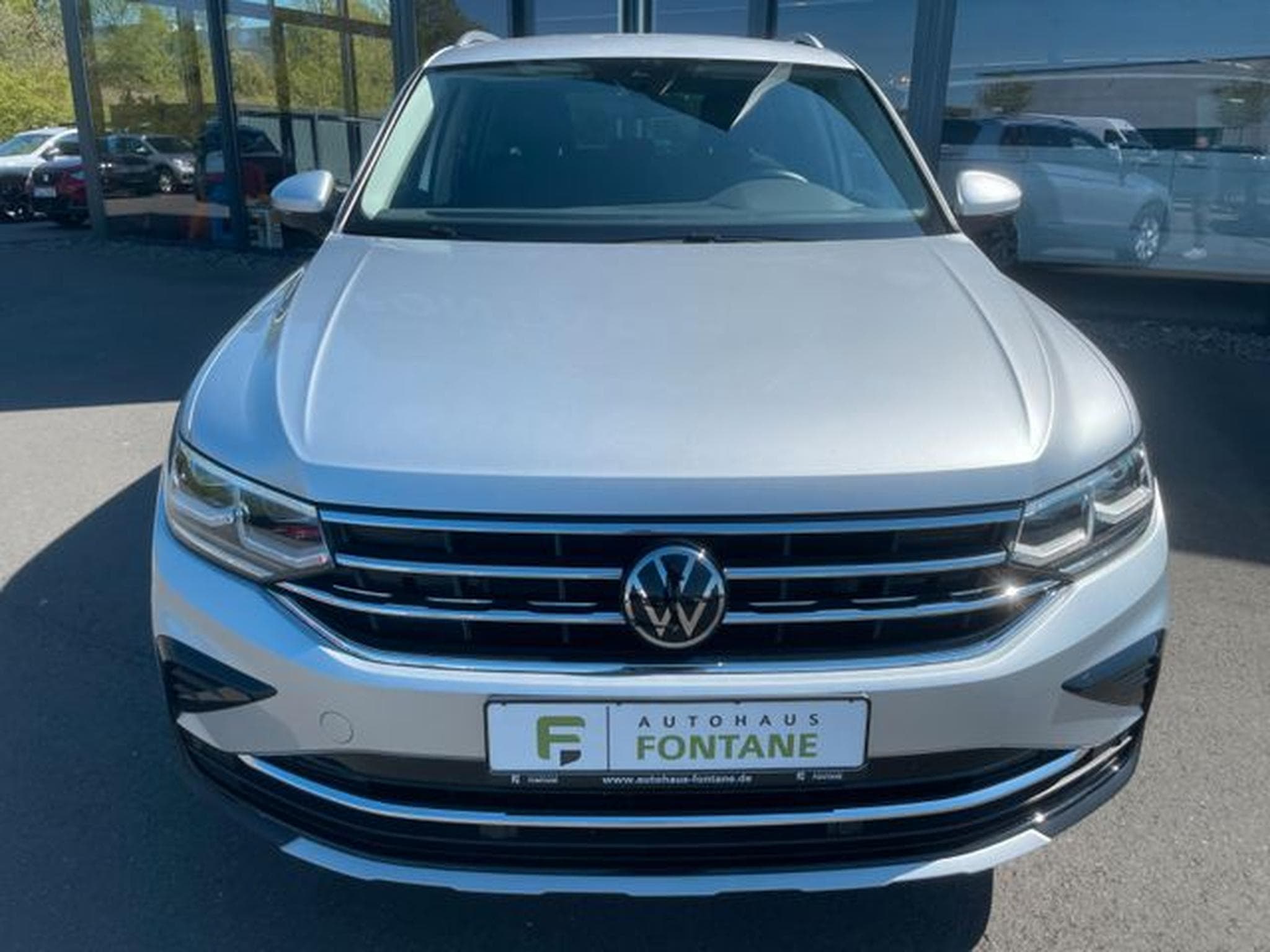 VW Tiguan Tiguan 1,4TSi Elegance eHybrid PlugIn AHK Key Ka (2022) - Photo 3