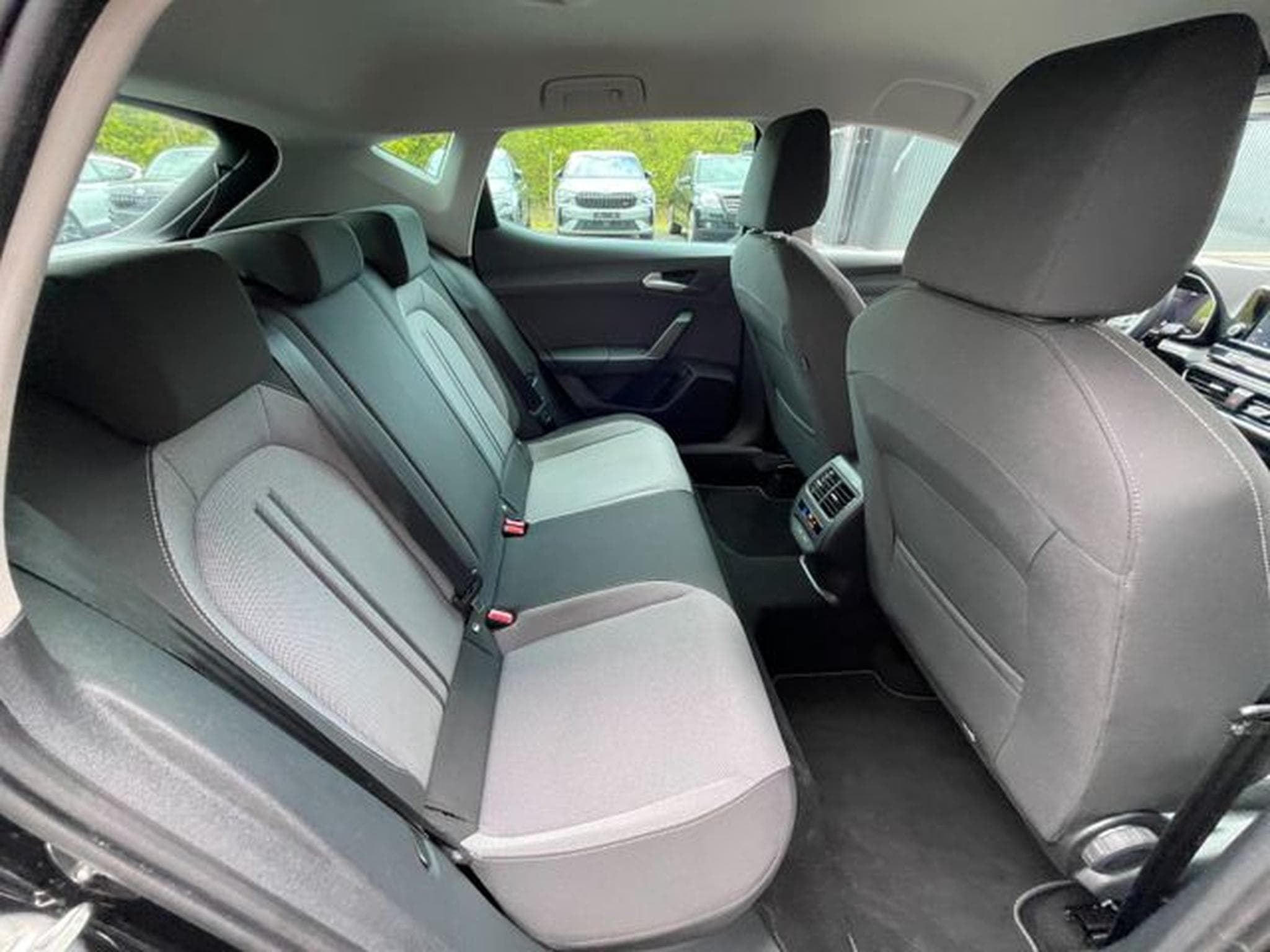 Seat Leon Leon 1,5TSi Schalter Style Virtual PDC Tempomat (2024) - Photo 13