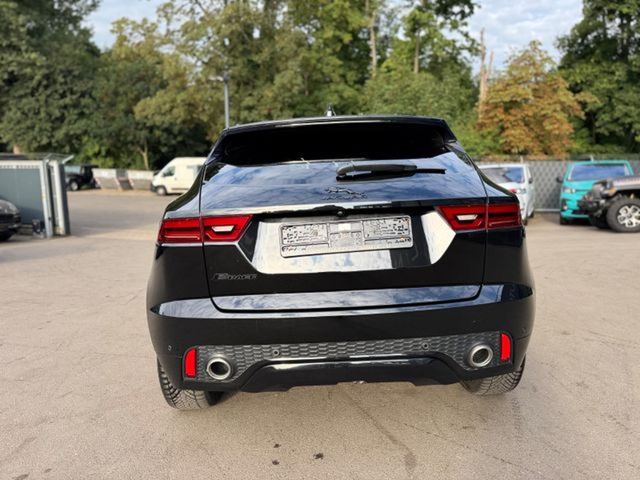 Jaguar E-Pace E-PACE R-DYNAMIC BLACK PAKET SE AWD*VOLL* (2021) - Photo 7