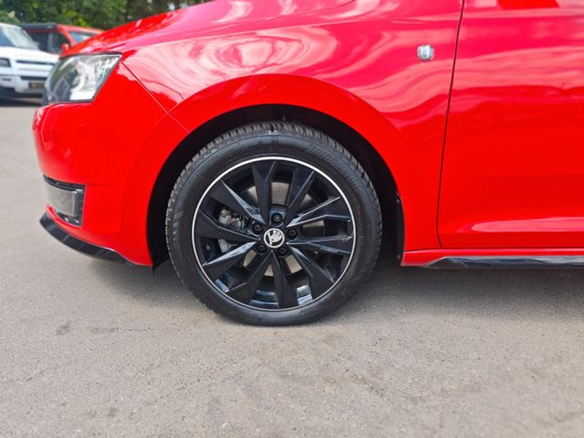 Skoda Rapid RAPID LIM* MONTE CARLO *NAVI*PANO*SHZ*2.HAND (2015) - Photo 10
