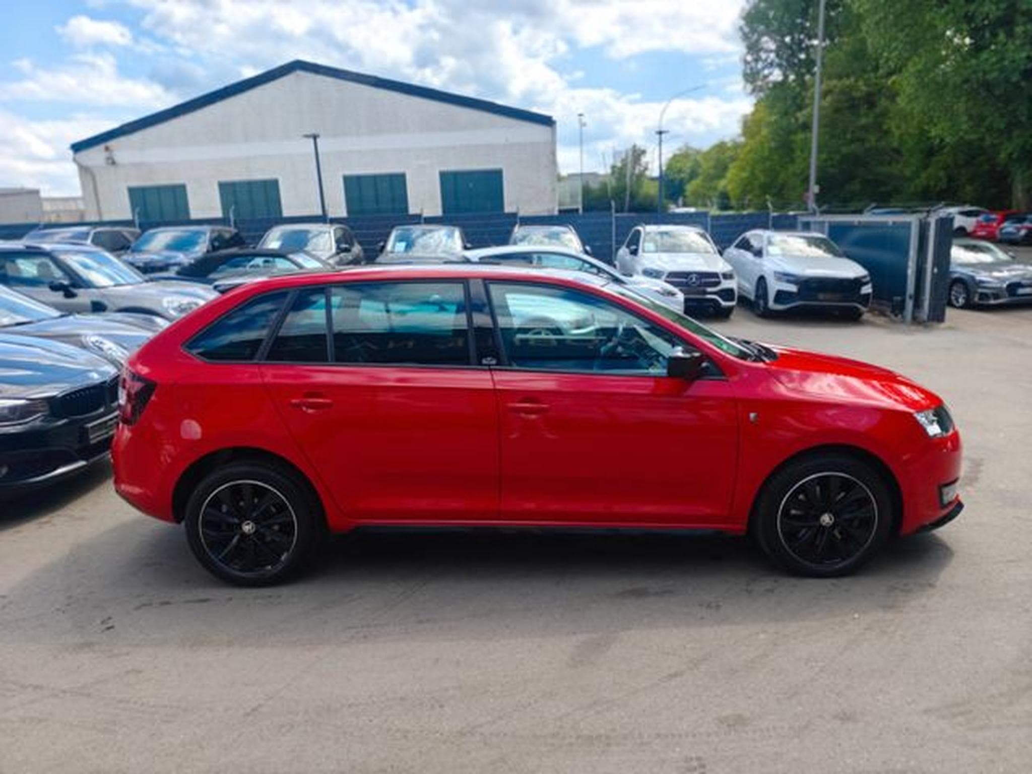 Skoda Rapid RAPID LIM* MONTE CARLO *NAVI*PANO*SHZ*2.HAND (2015) - Photo 13