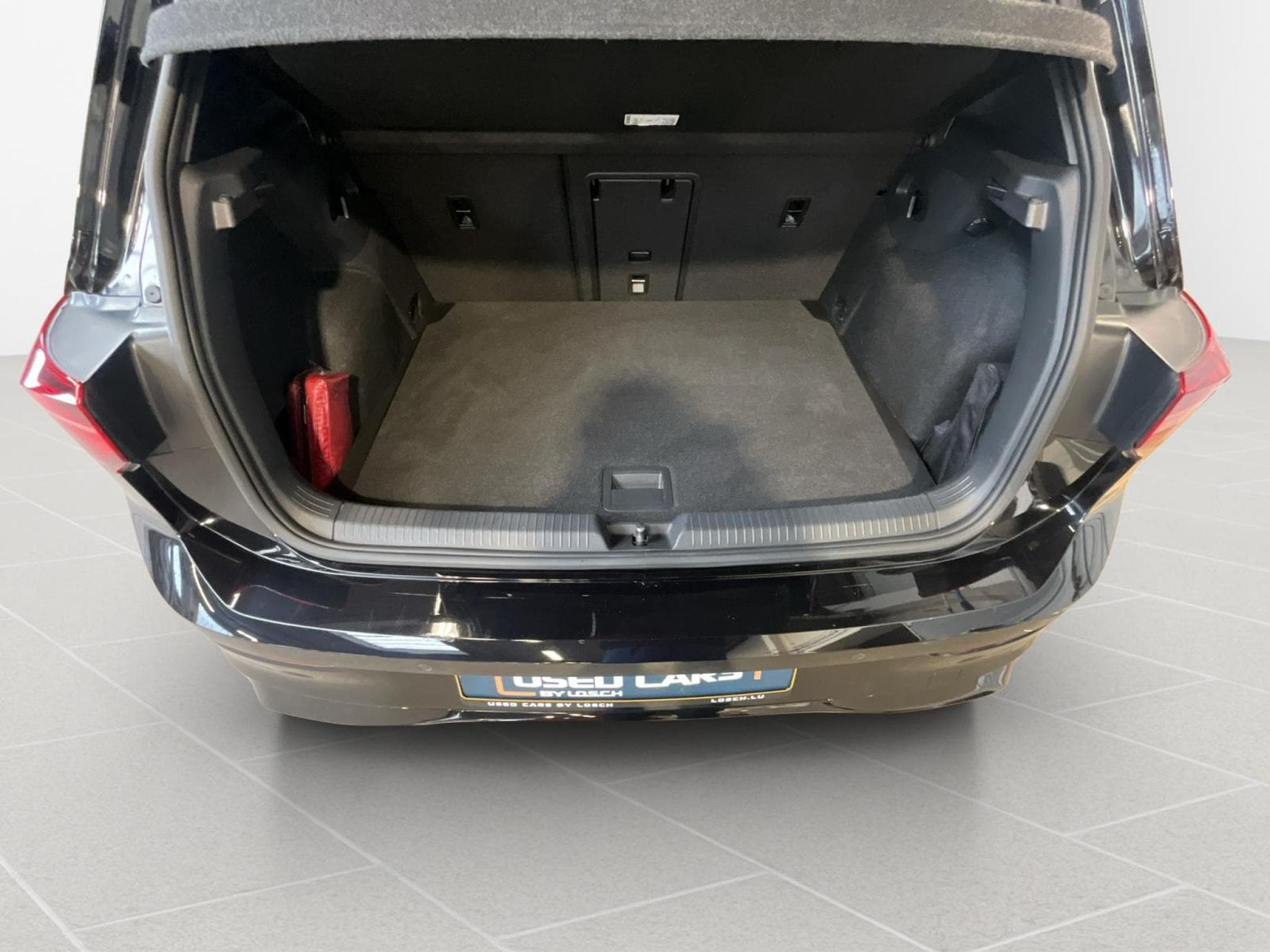 VW Golf R+DSG+4M+P.Leder+Akra+Pano (2021) - Foto 17