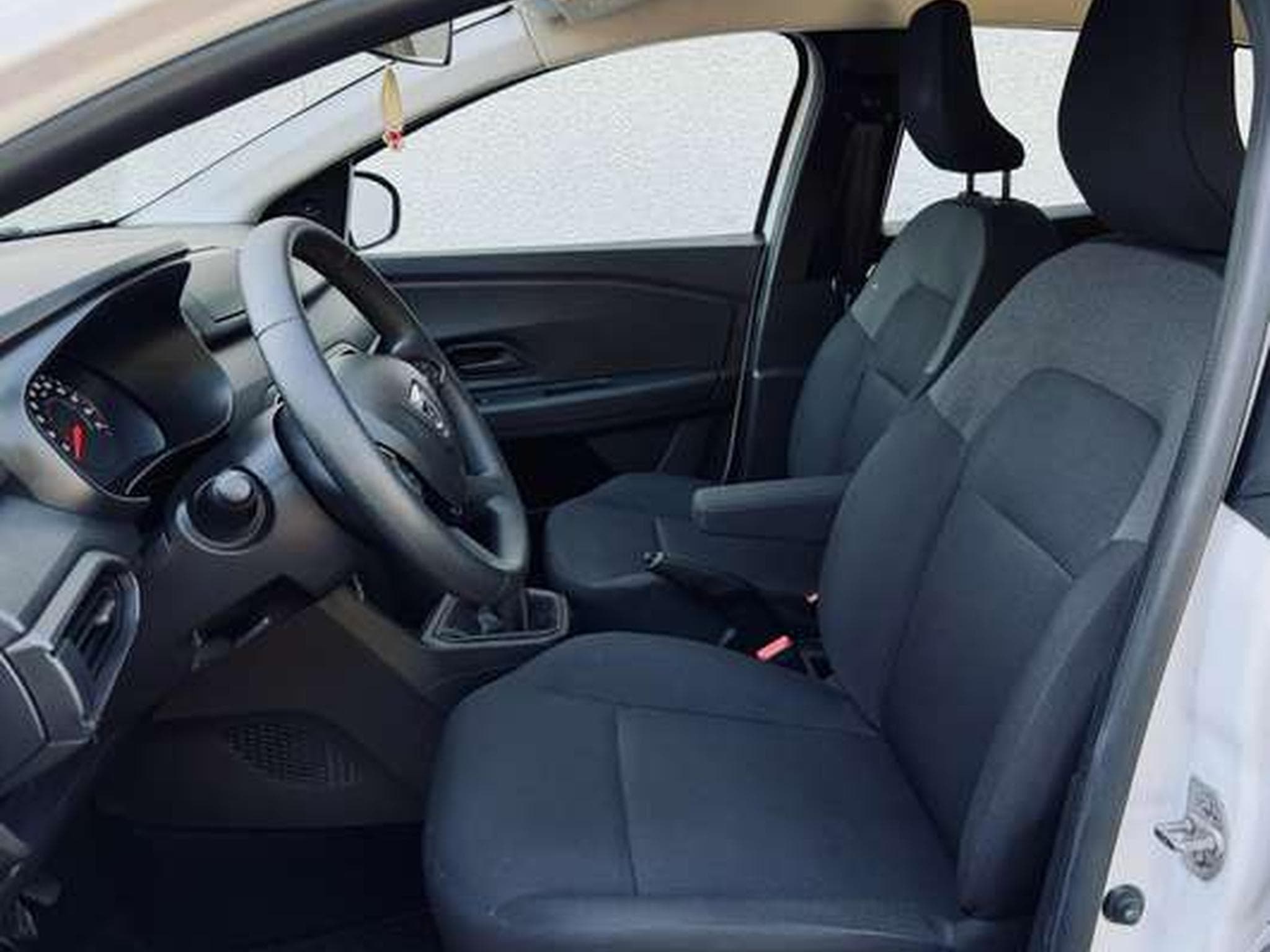 Dacia Sandero Sandero 1.0i SCe Essential (2022) - Photo 12