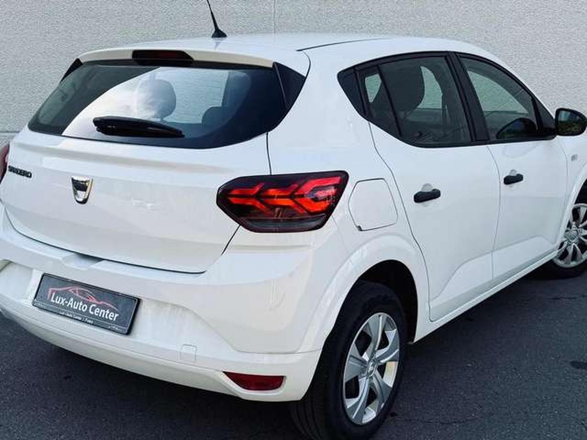 Dacia Sandero Sandero 1.0i SCe Essential (2022) - Photo 6