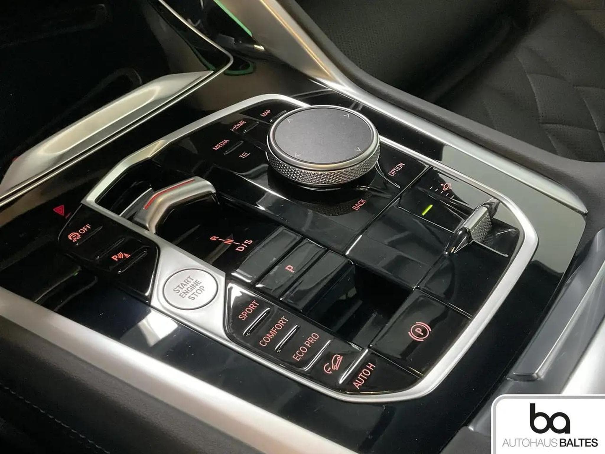 BMW X6 (2025) - Photo 10