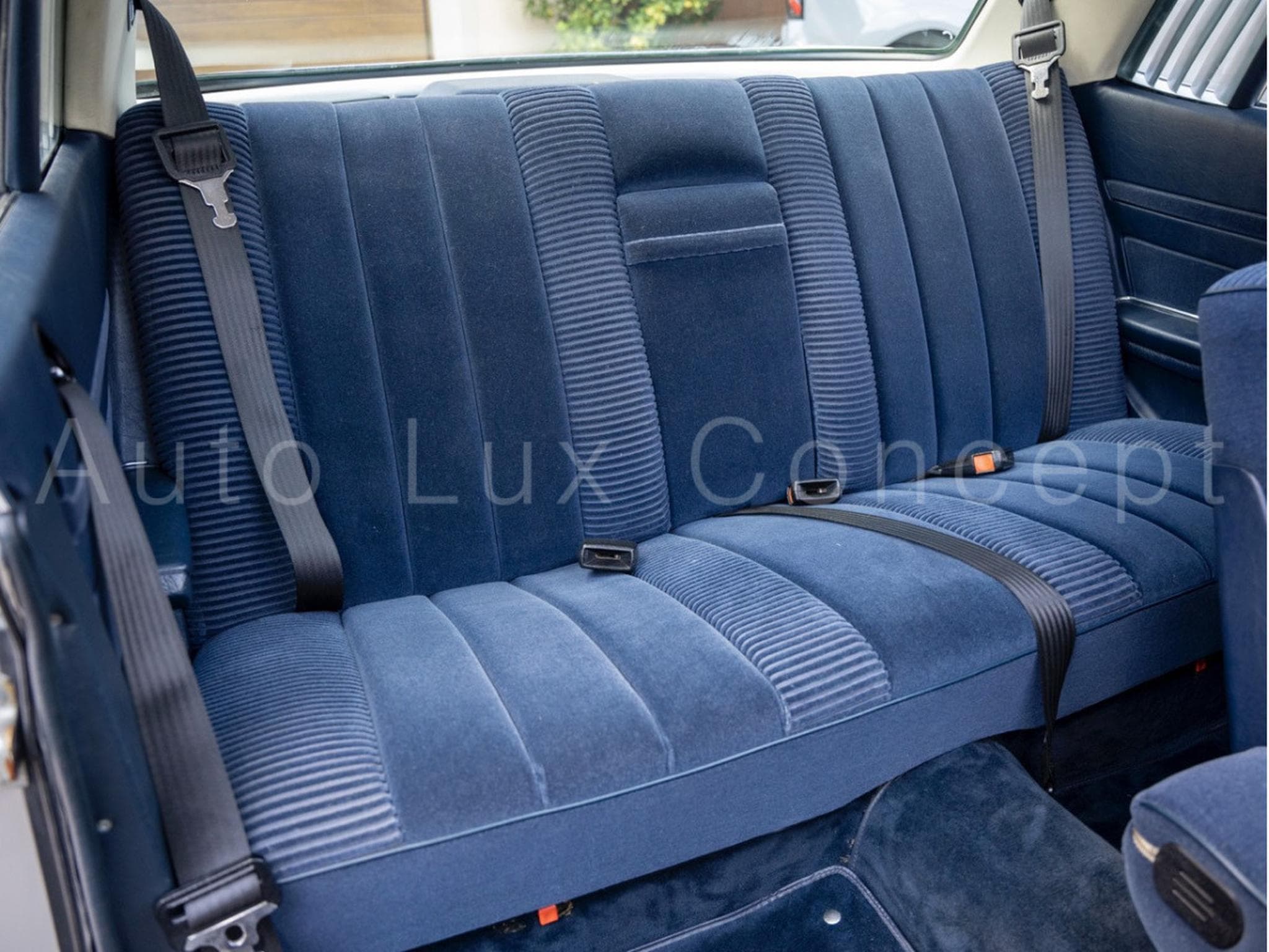 Mercedes 500 SLC (1982) - Photo 8