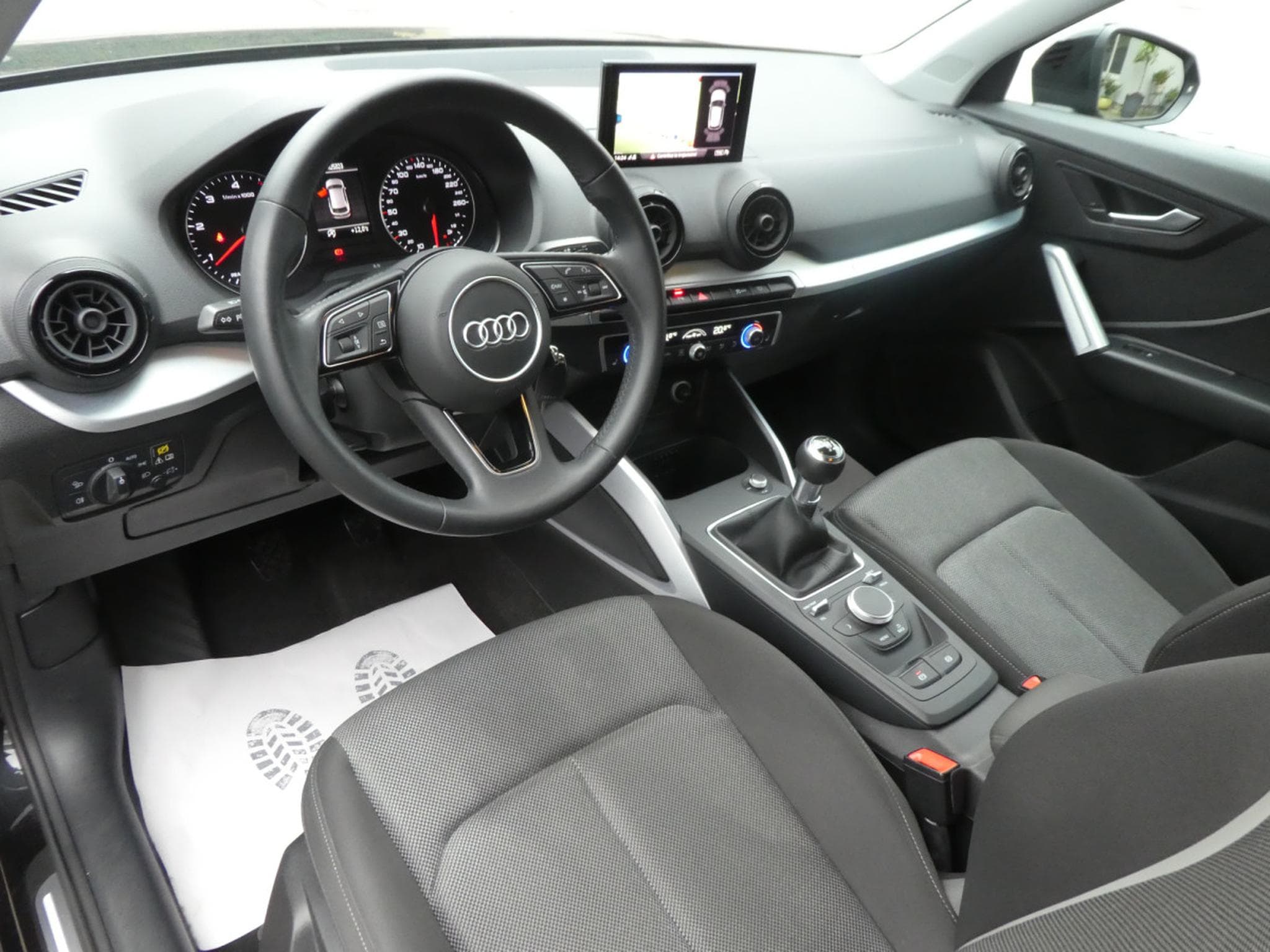 Audi Q2 TDi 116 Sport (2018) - Foto 3