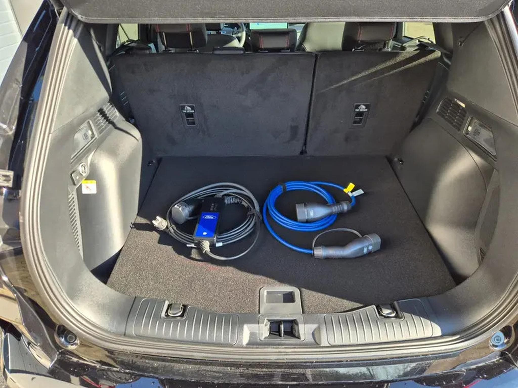 Ford Kuga 2.5 PHEV 242 Auto ST-Line X (2026) - Photo 11