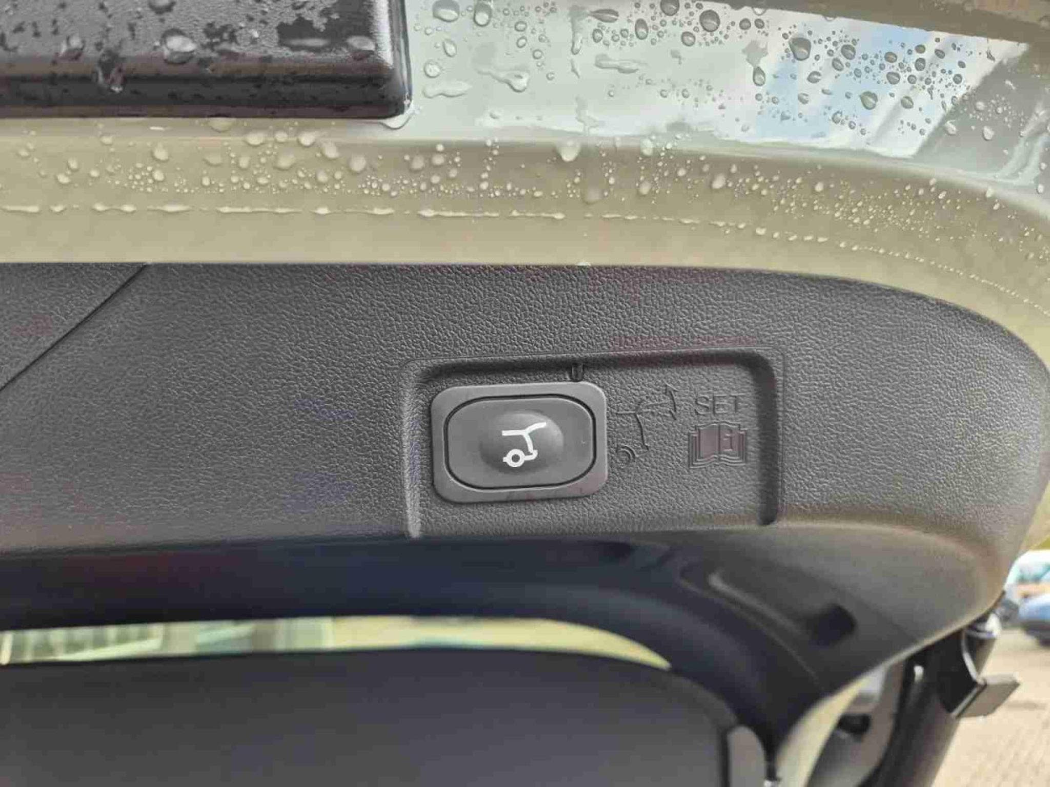 Ford Puma 1.0i Ecoboost 125 AT ST-Line X (2025) - Photo 17