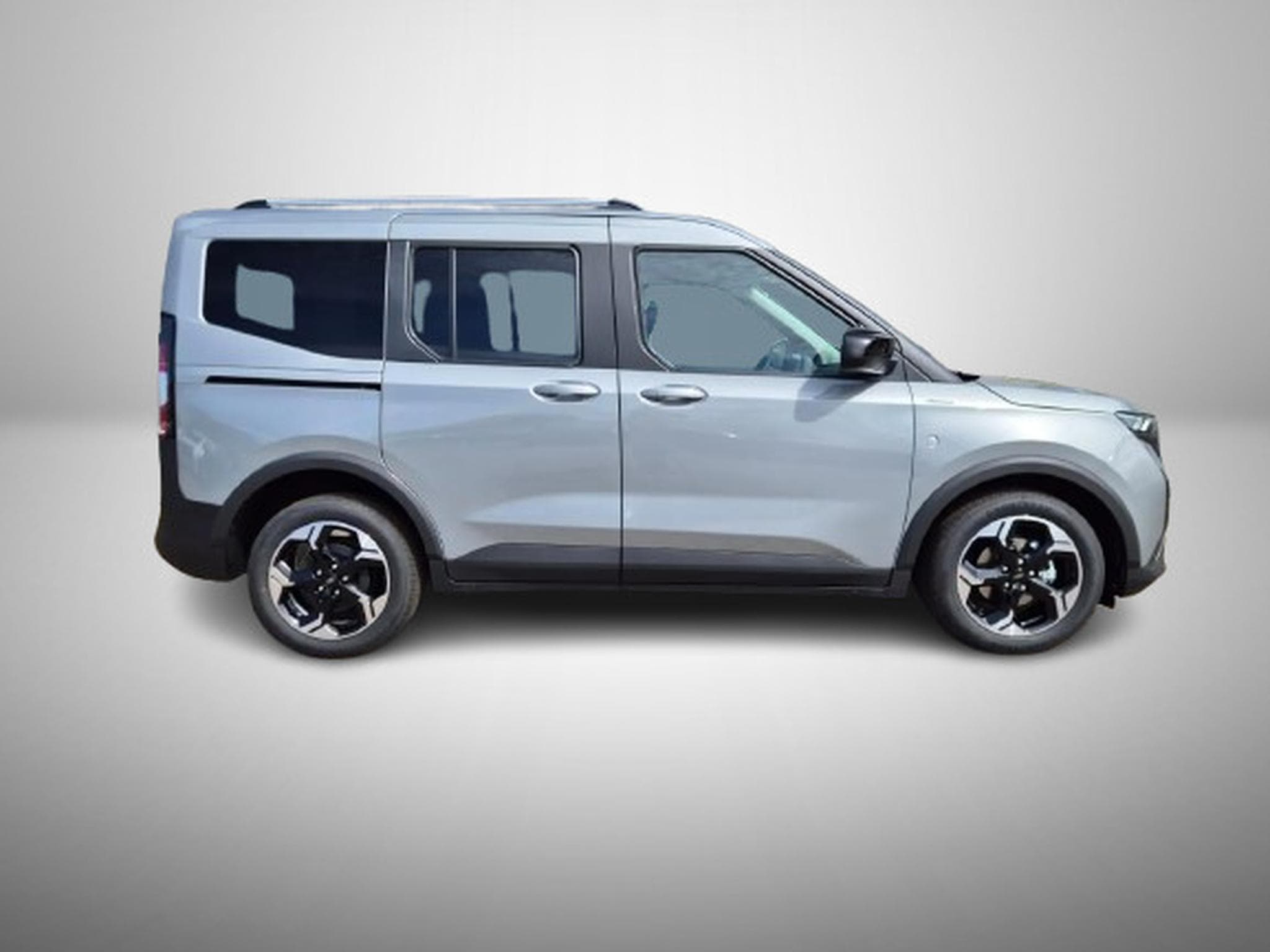 Ford Tourneo 1.0i Ecoboost 125 Active (2026) - Photo 4