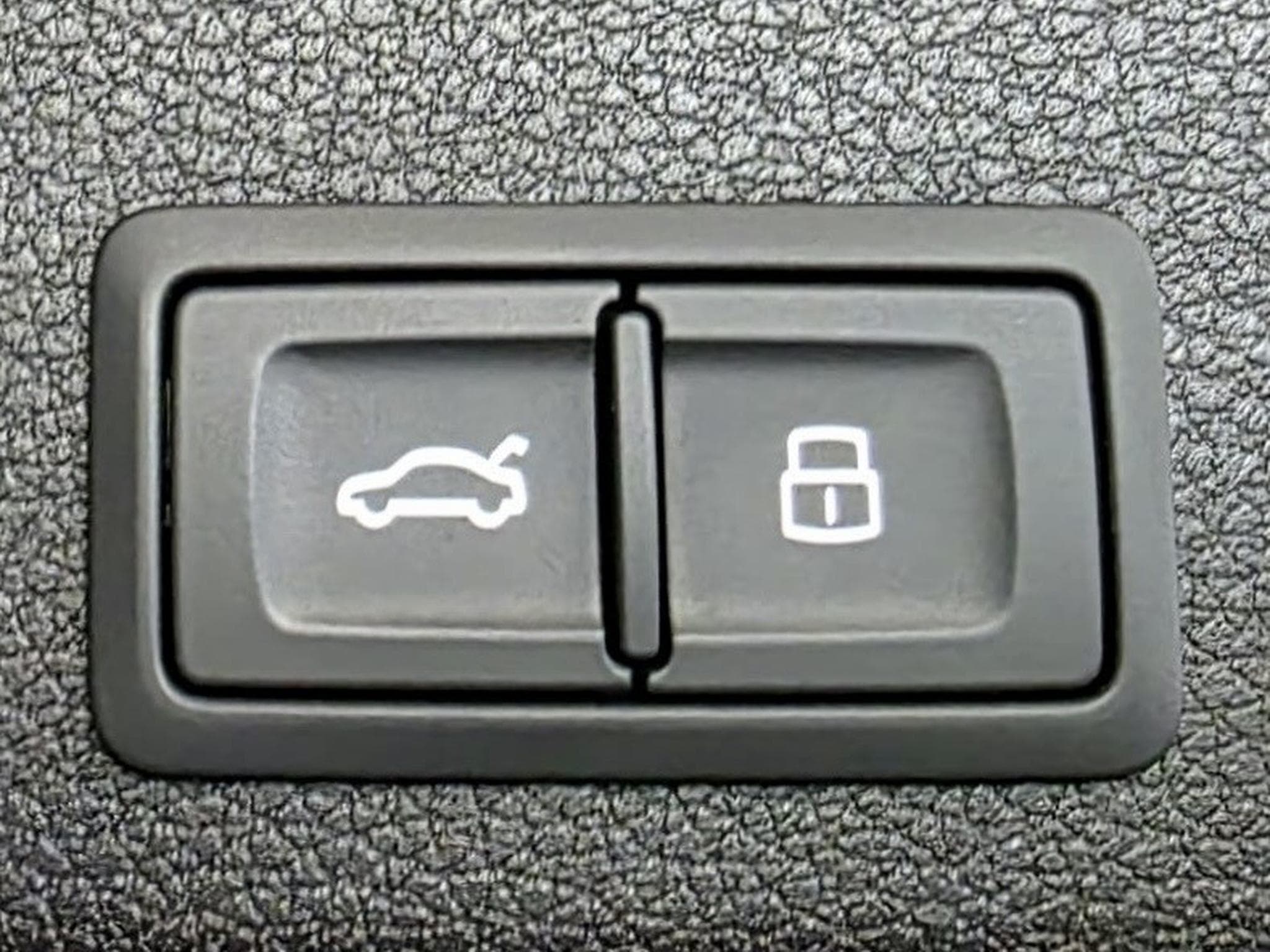 Audi Q3 40 TFSI QUATTRO SPORTBACK 3X S-LINE PANO CUIR NAVI (2025) - Foto 12