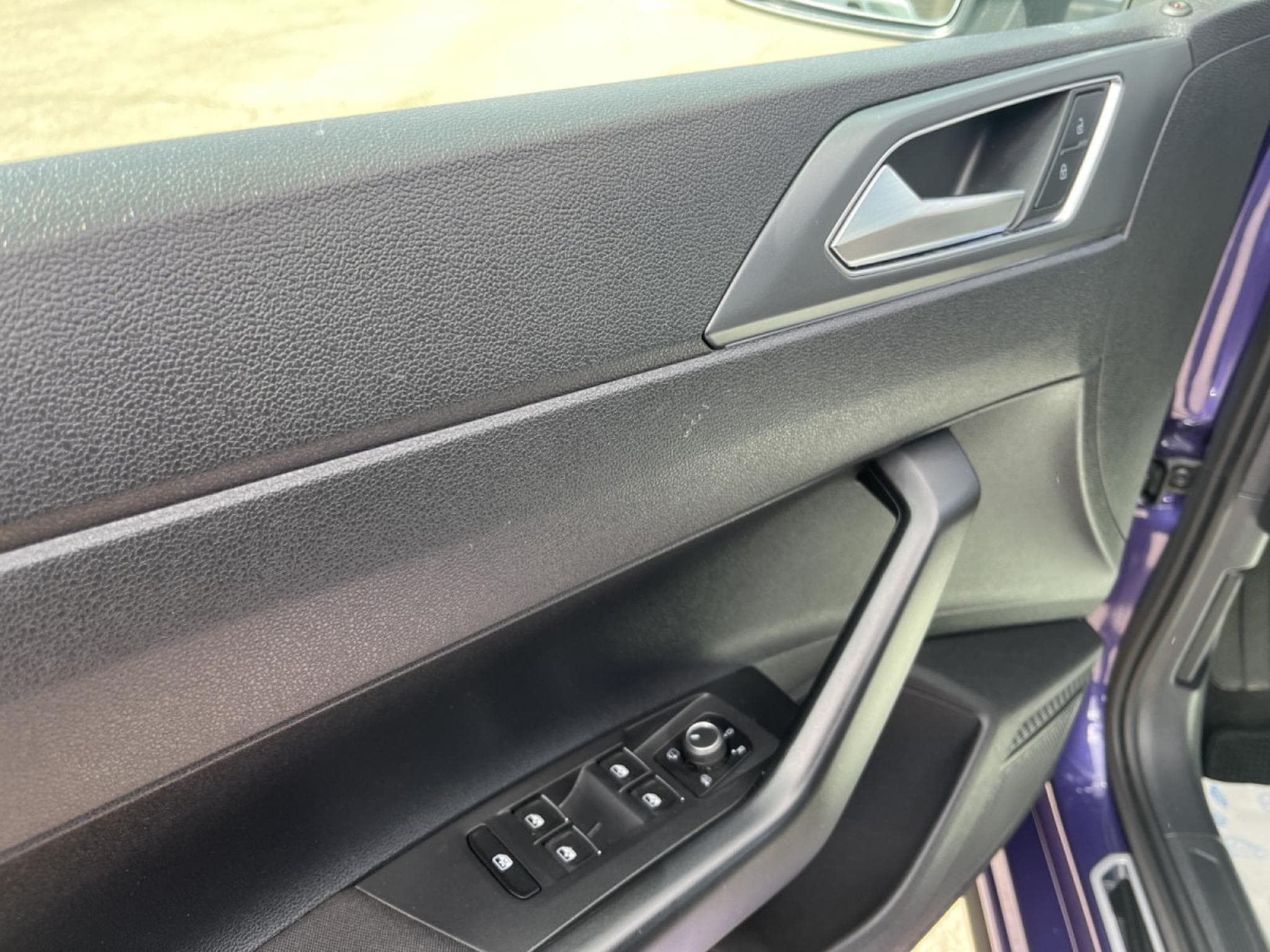 VW Polo R-Line 1.0 TSI DSG LED Digital Cockpit ACC Keyless (2022) - Photo 19