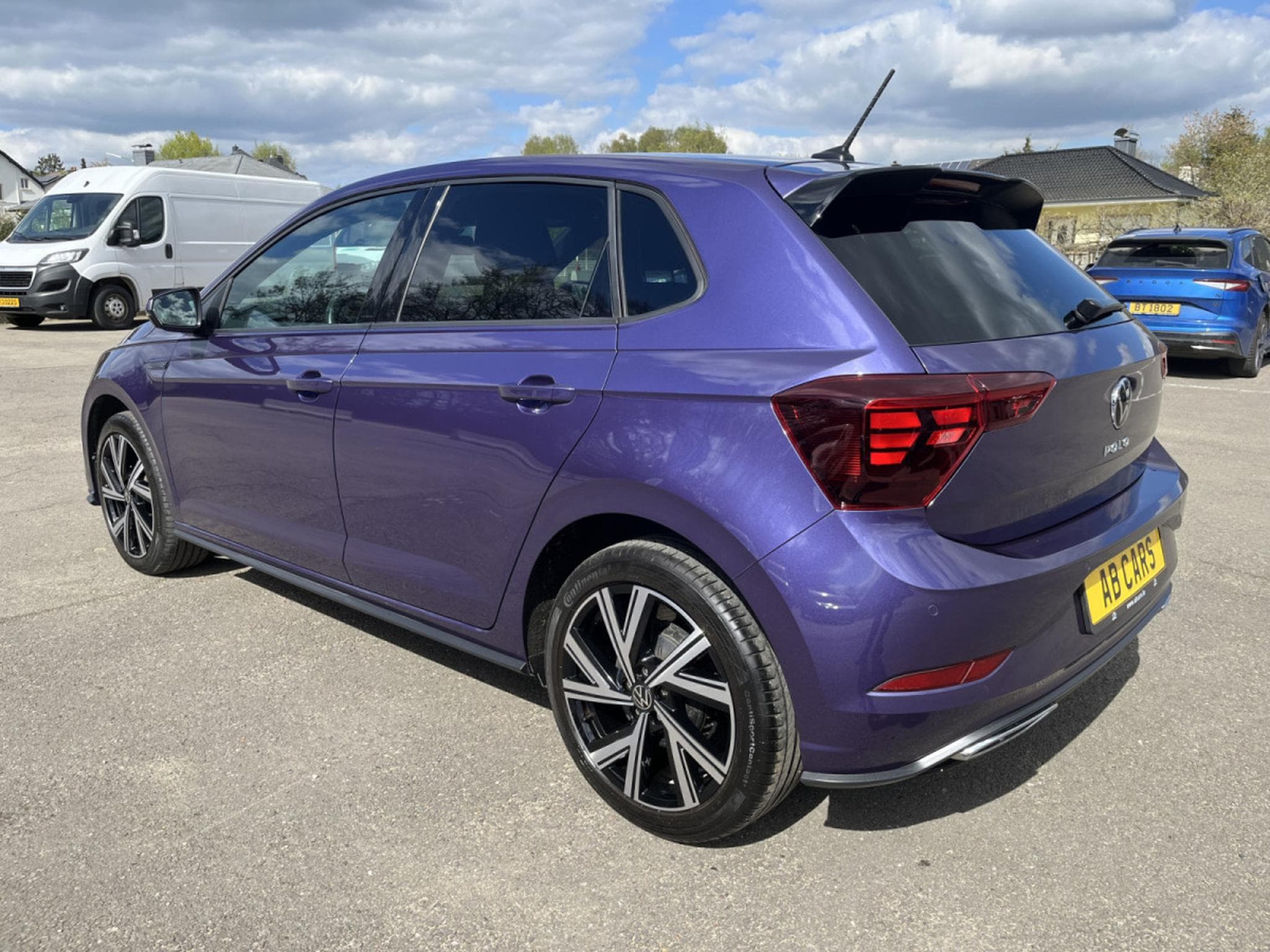 VW Polo R-Line 1.0 TSI DSG LED Digital Cockpit ACC Keyless (2022) - Photo 8