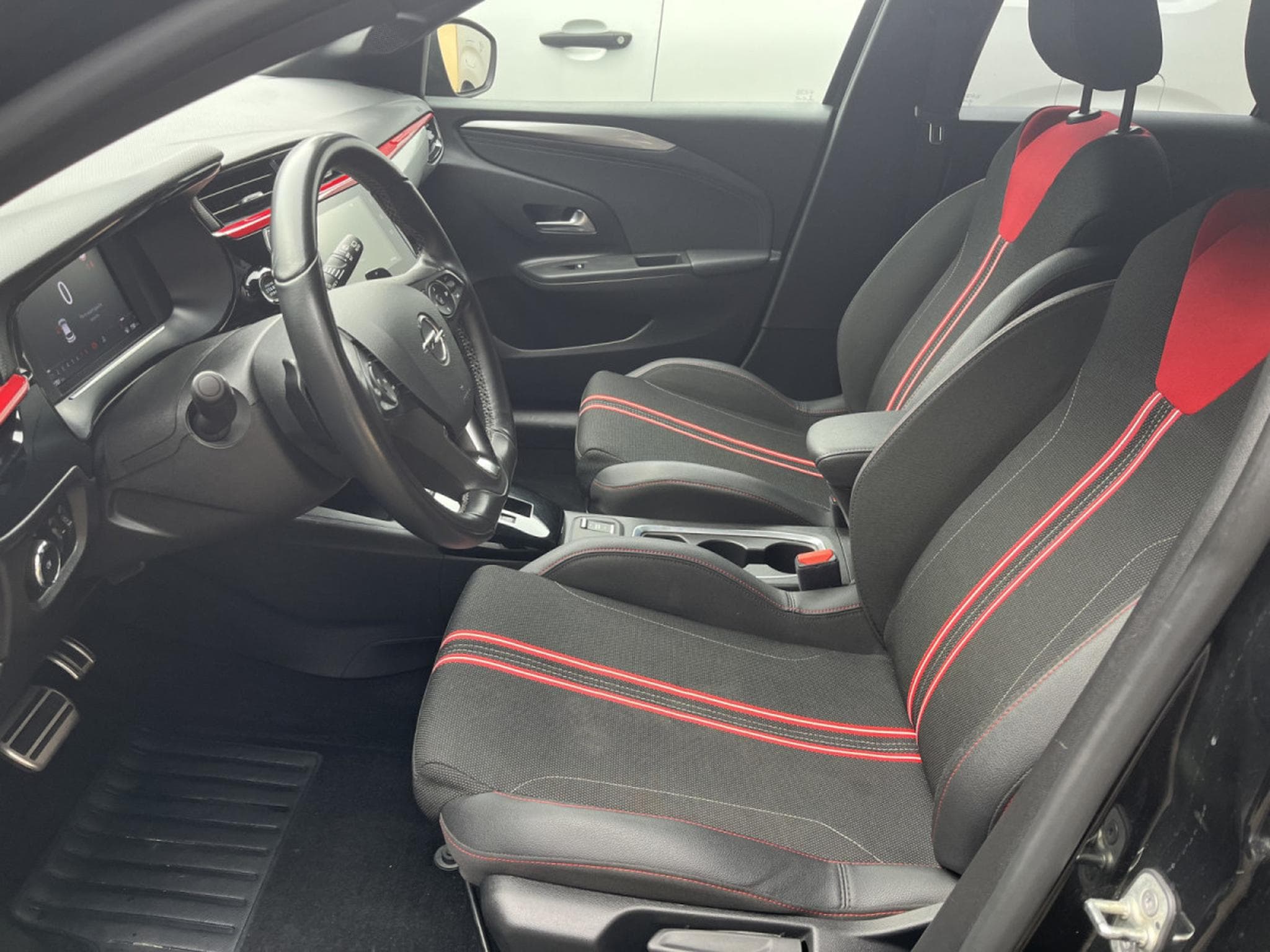 Opel Corsa 1.2 TURBO 130 AUTO GS LINE 5P (2022) - Photo 8