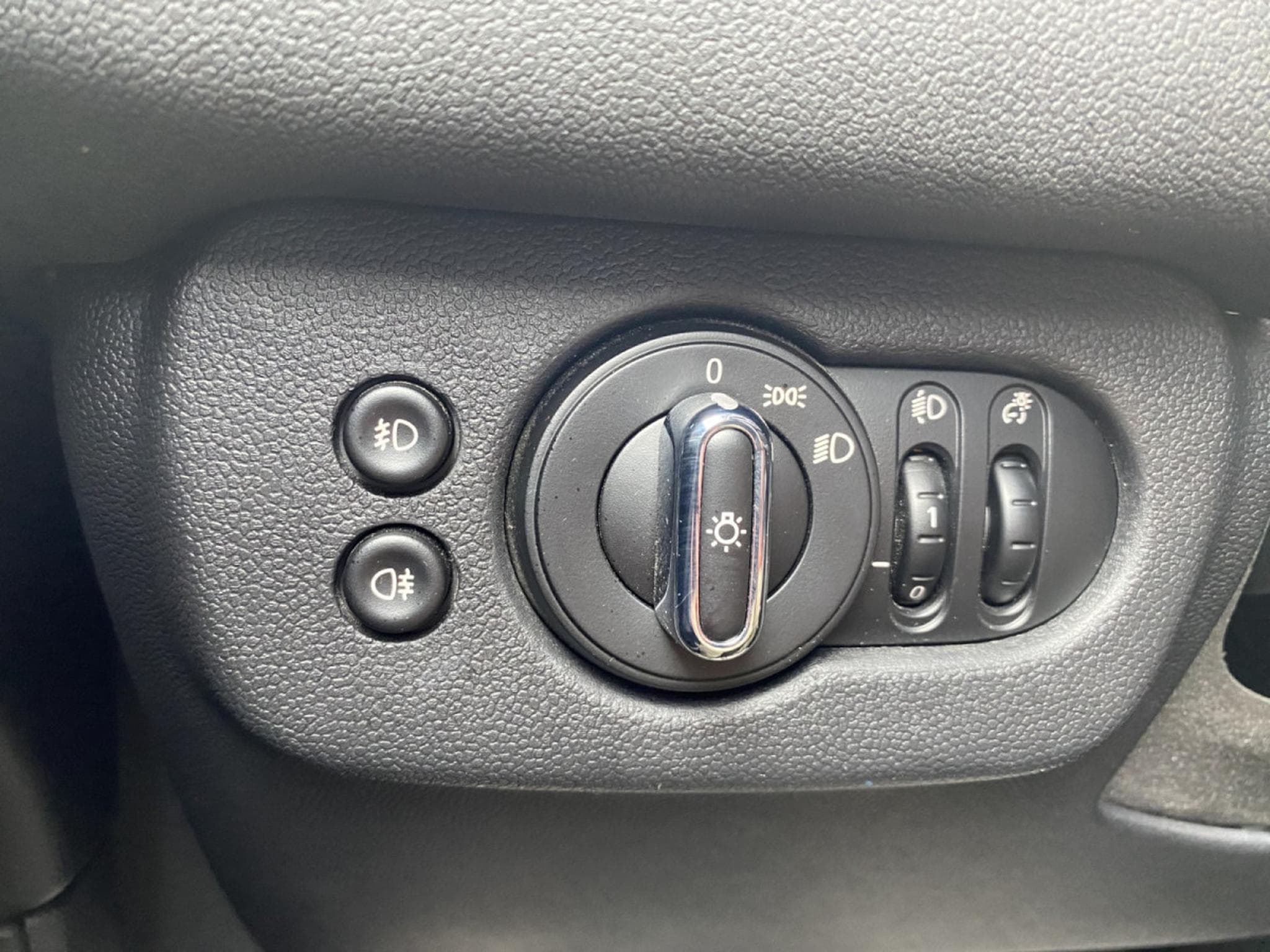 Mini Clubman One D Clubman 1.6d 115cv Navi Head-Up Camera (2020) - Foto 22