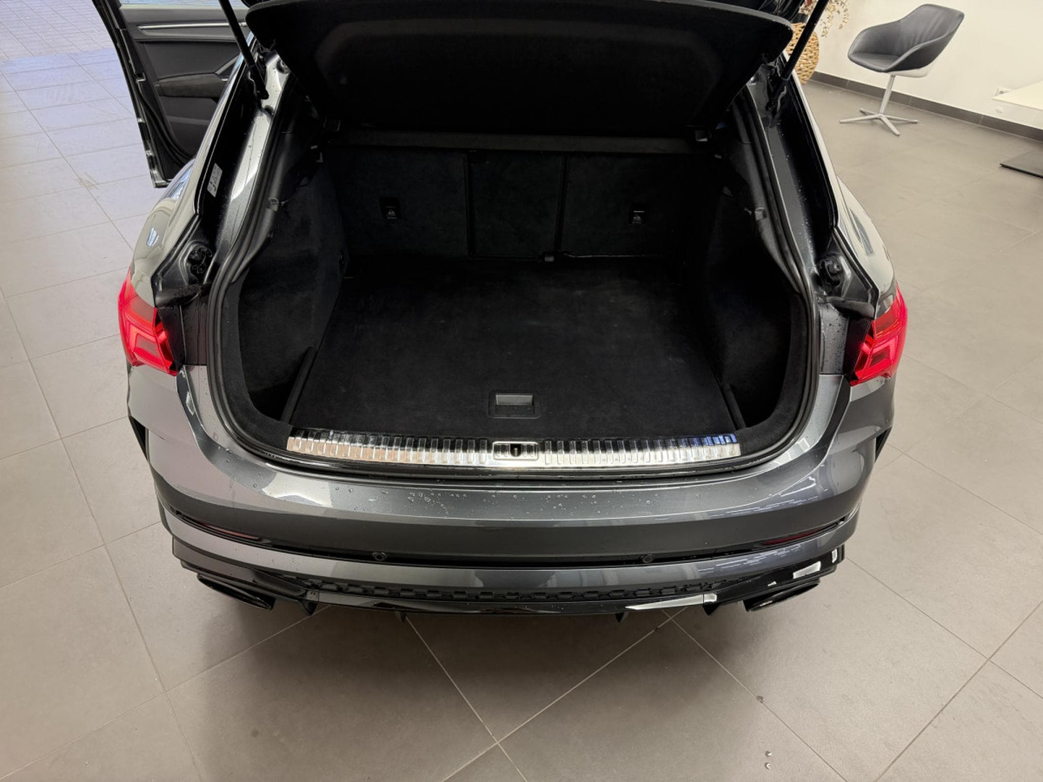 Audi RSQ3 Sportback TFSI quattro 400 CV / 294 KW S tronic (2020) - Foto 9